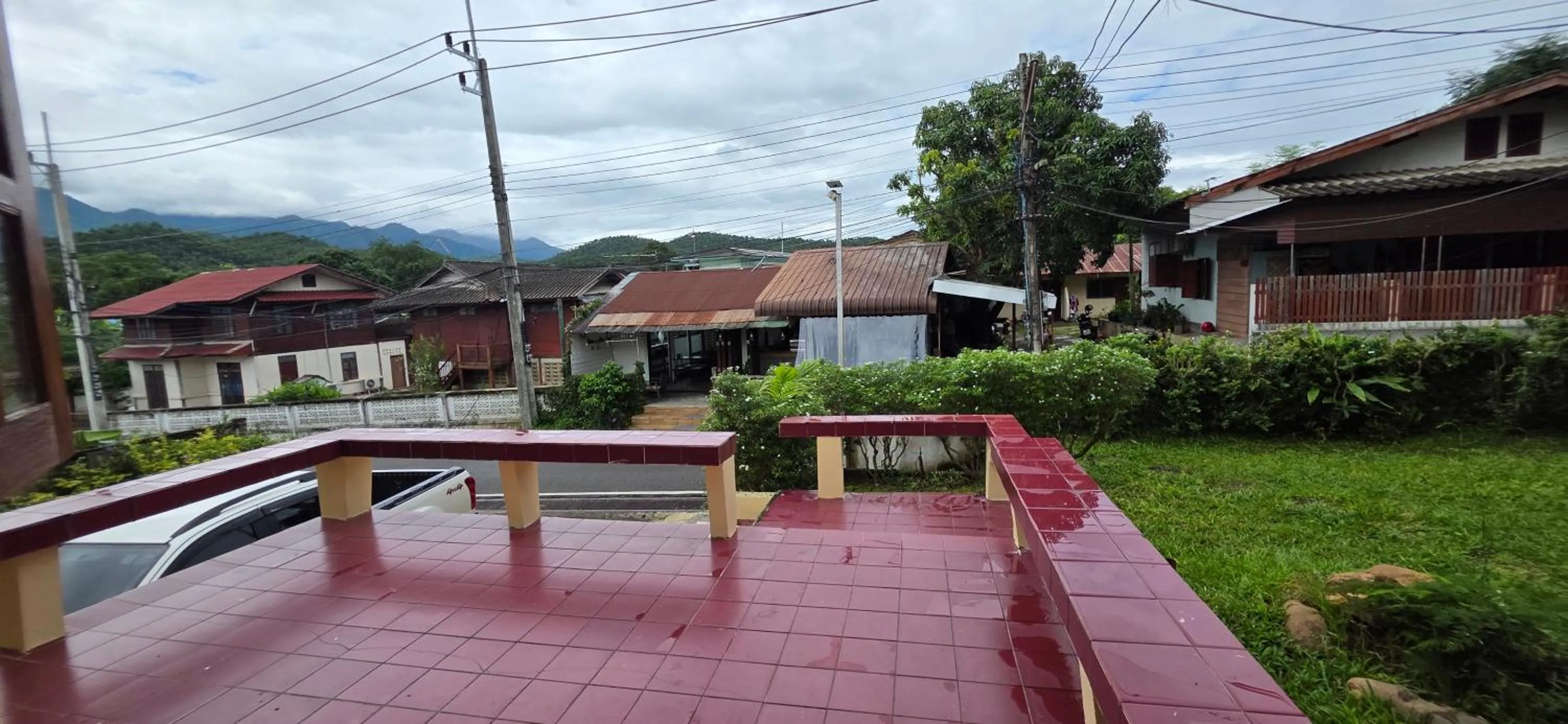Garden in P.L.P Guesthouse - Mae Hong Son