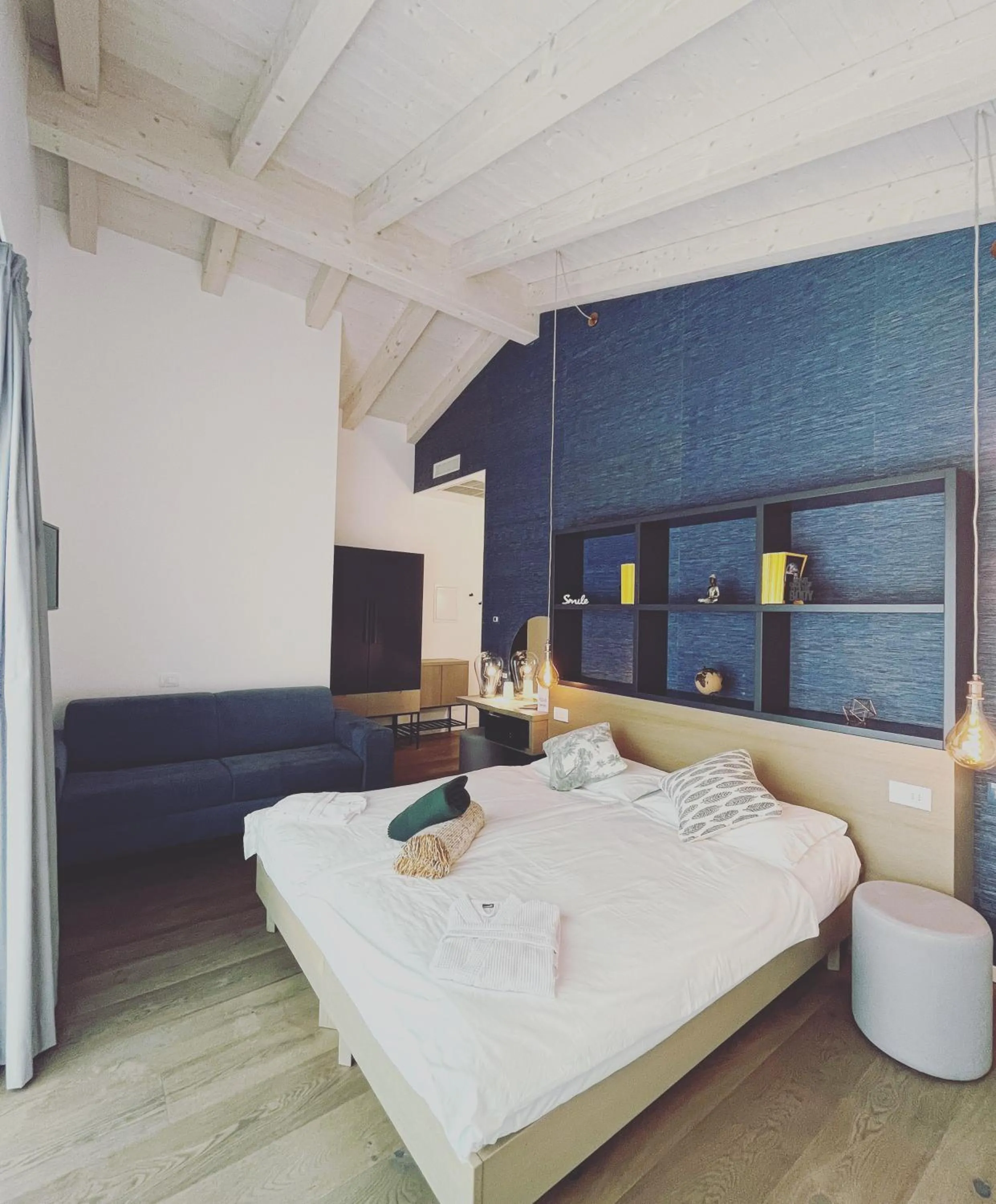 Bedroom, Bed in Glocal Torbole