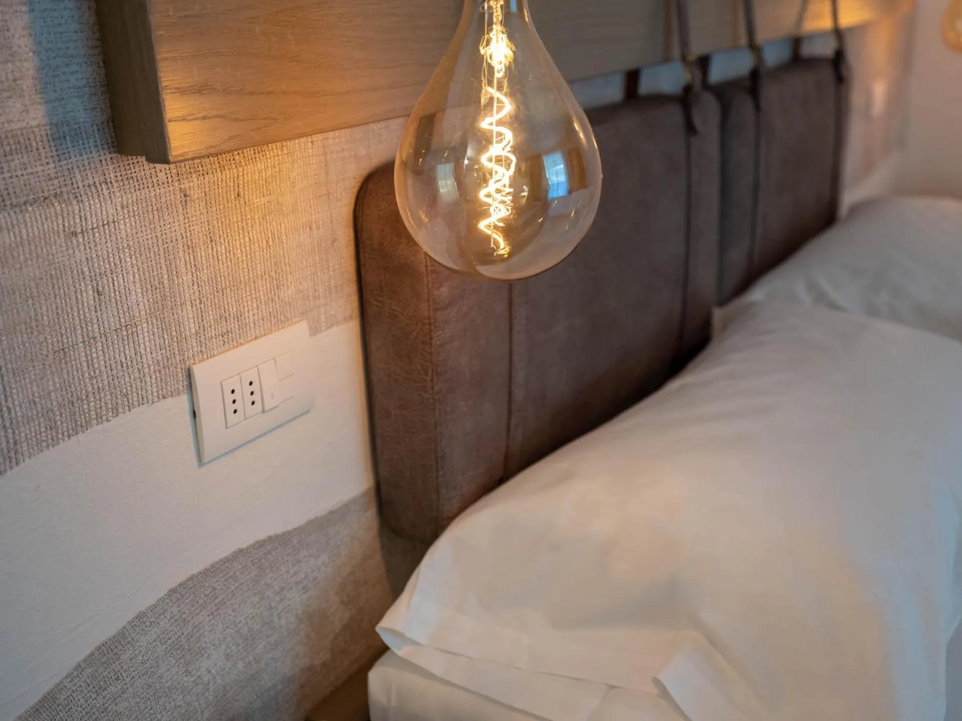 Decorative detail, Bed in Glocal Torbole