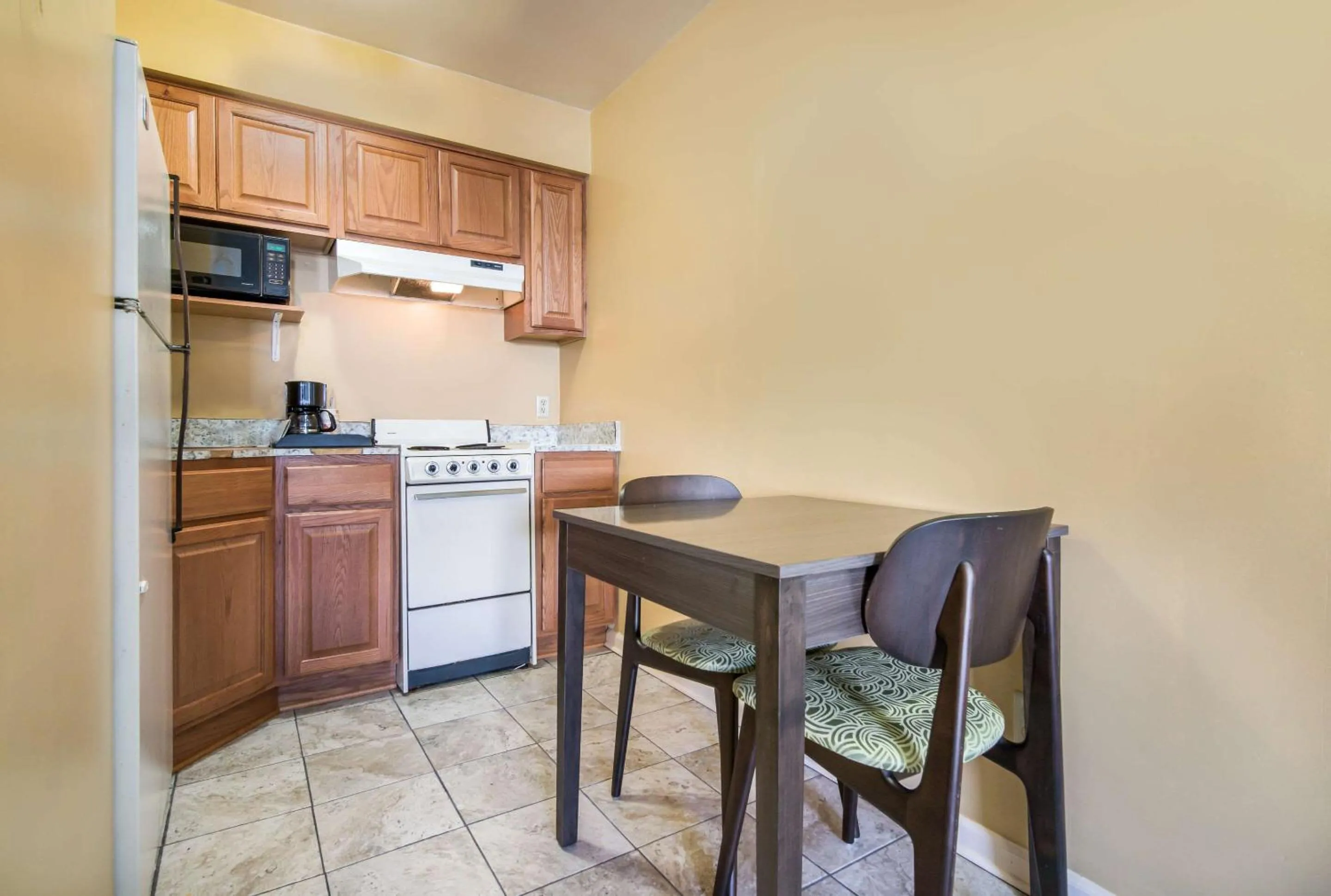 Bedroom in Quality Inn Little Creek