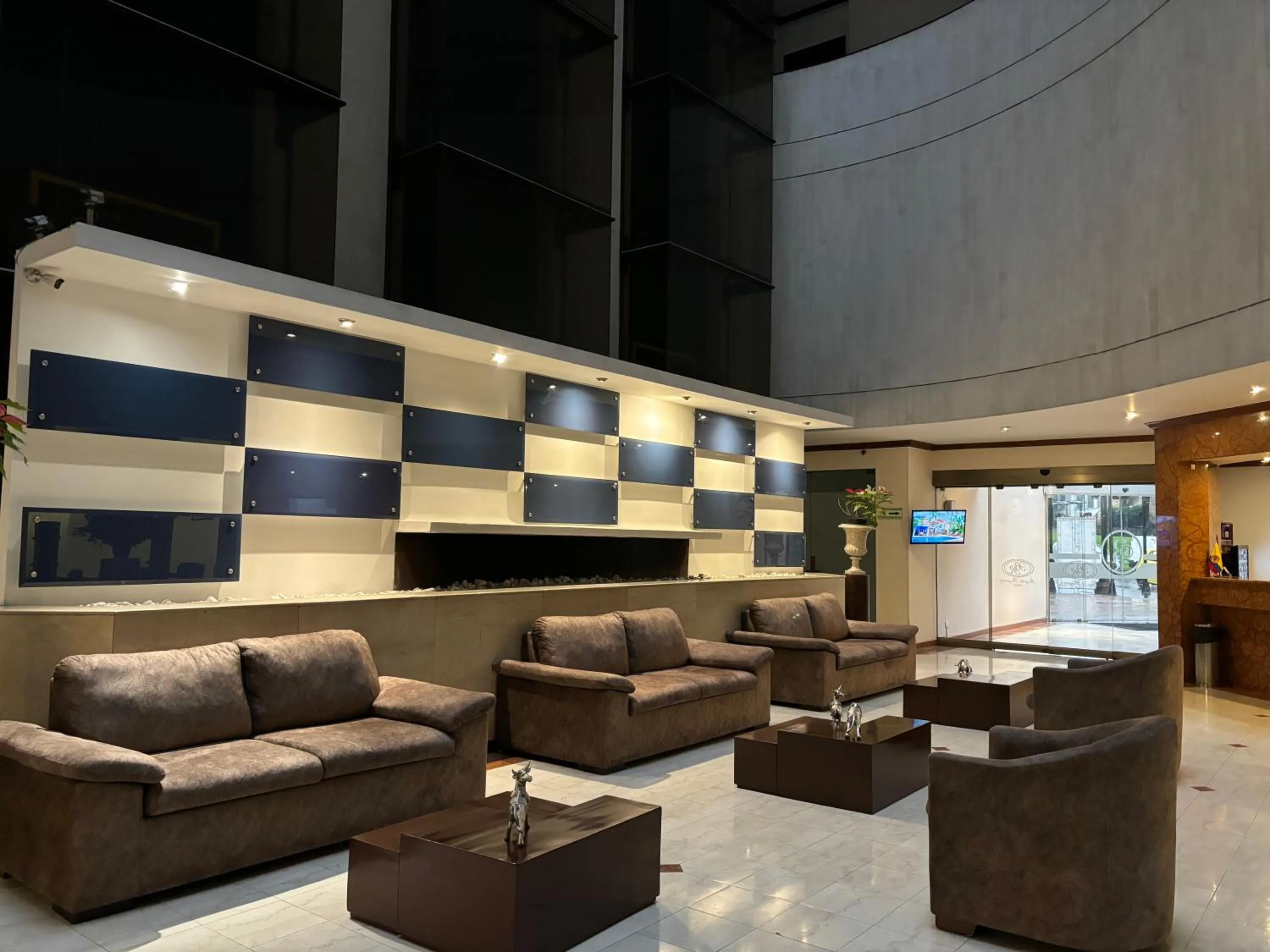 Living room in Hotel Bogotá Regency Usaquén