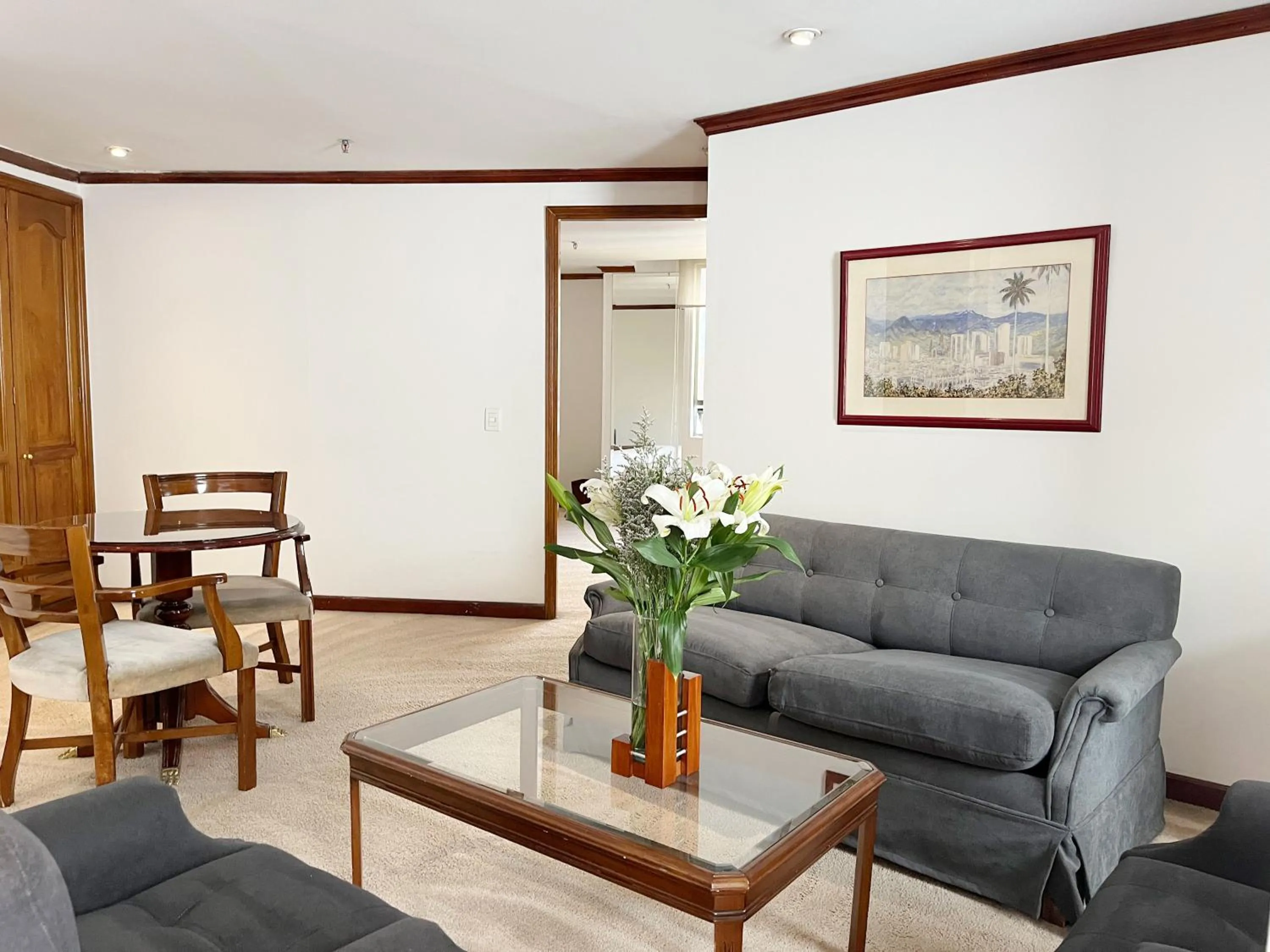 Living room in Hotel Bogotá Regency Usaquén