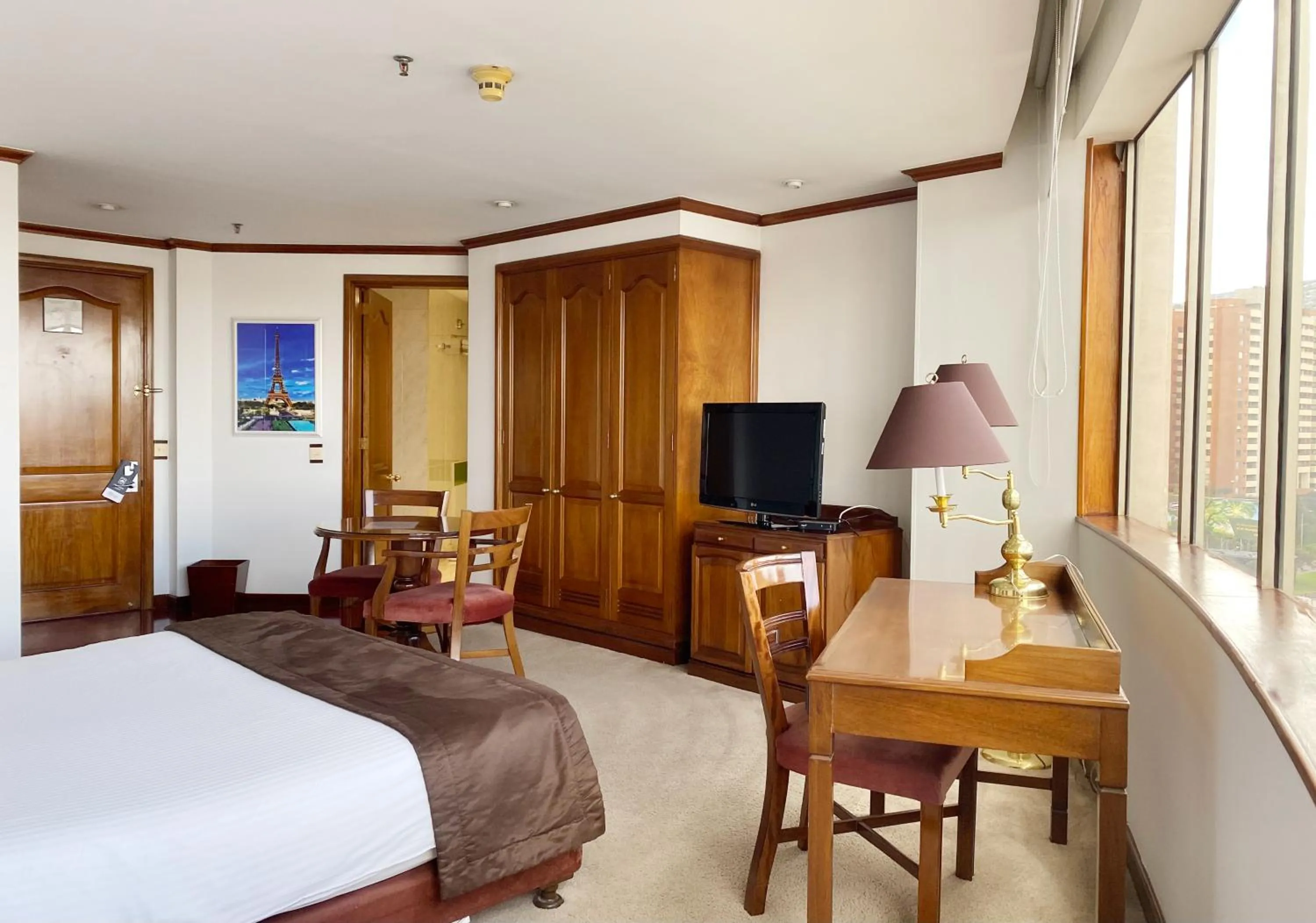 Standard Double Room in Hotel Bogotá Regency Usaquén