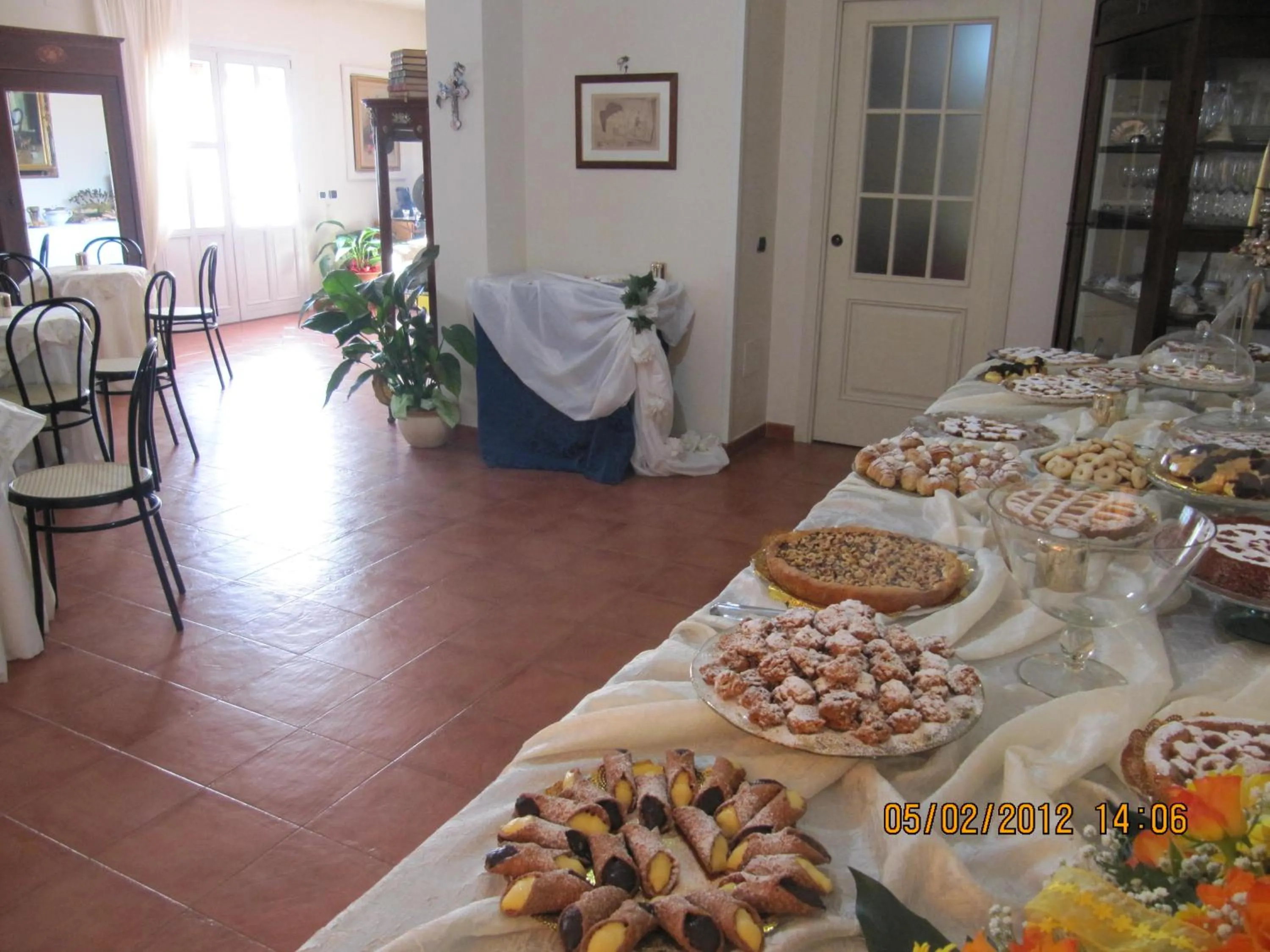 Buffet breakfast in B&B Macchia d'Olmo