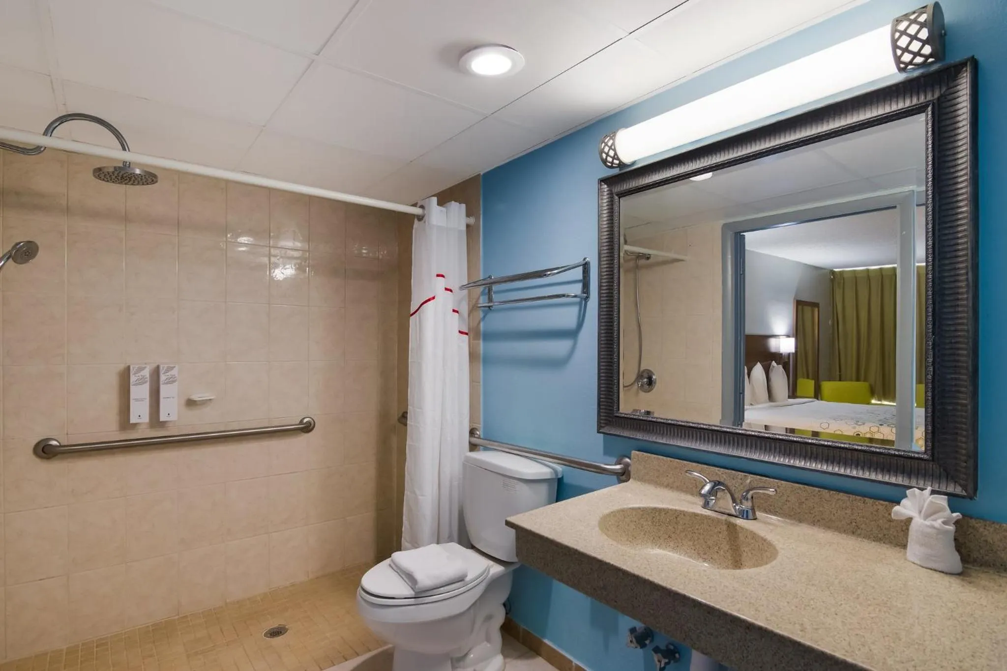 Bathroom in HomeTowne Studios by Red Roof Vero Beach - I-95