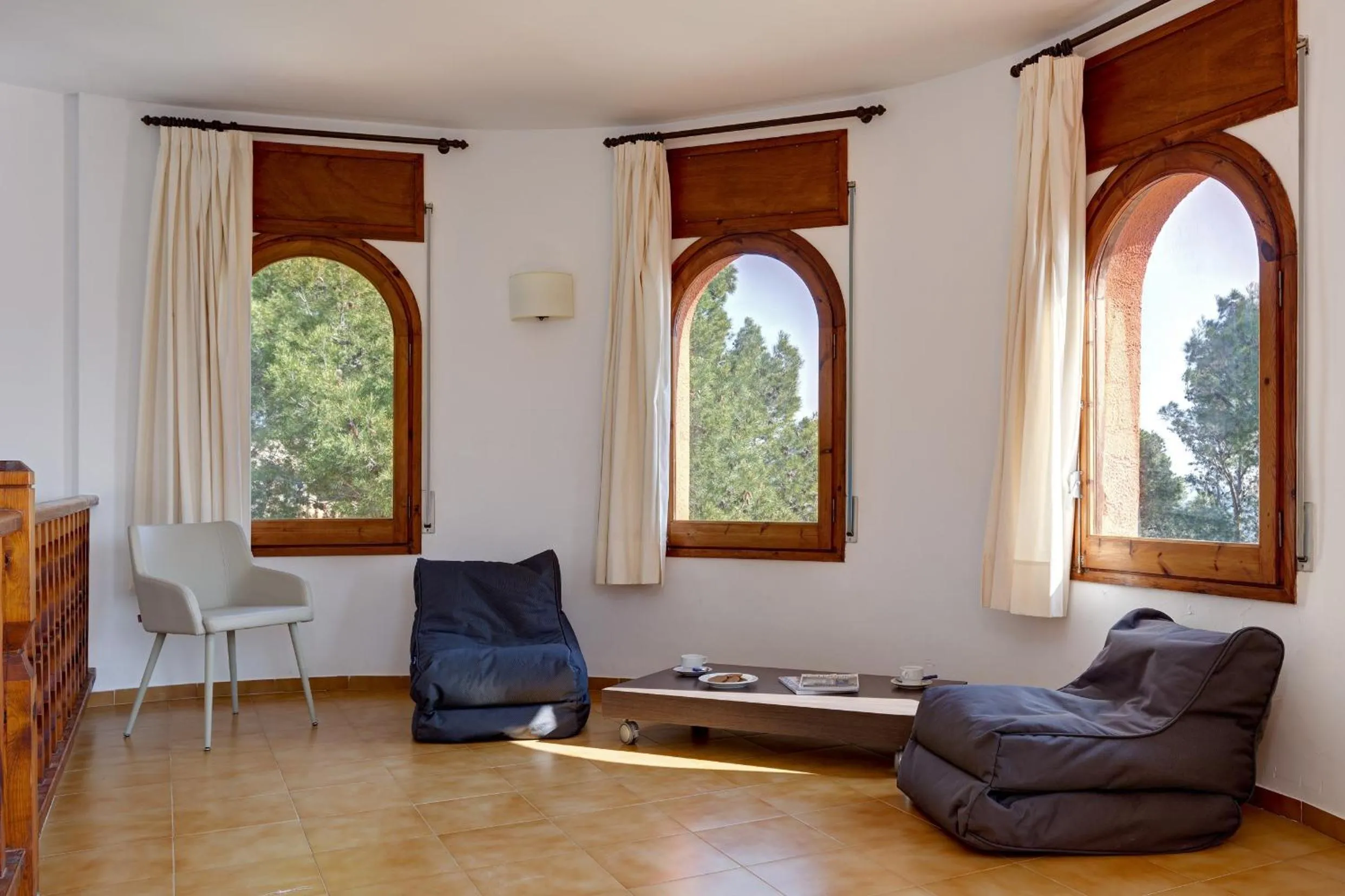 Seating area in Angela