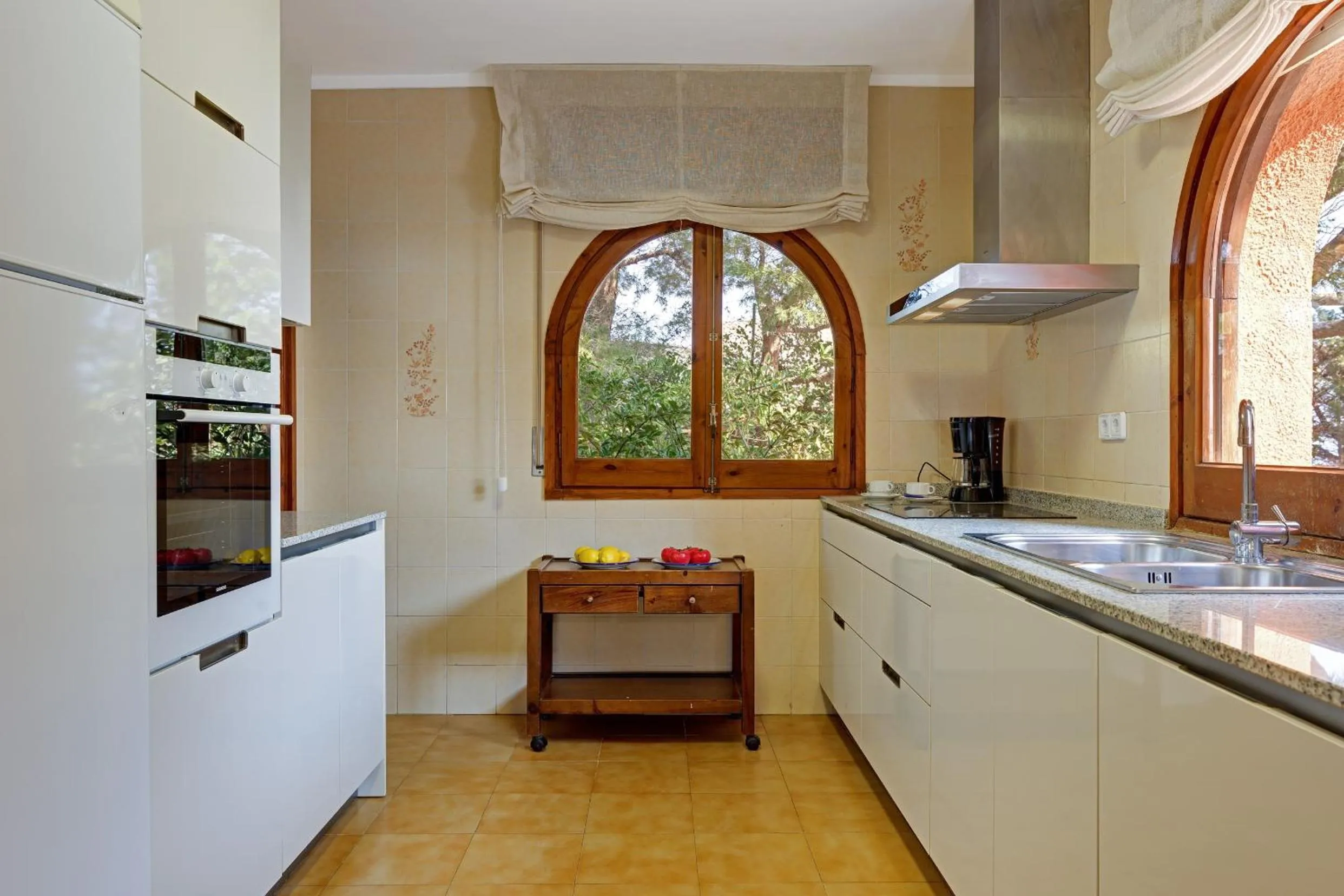 Kitchen or kitchenette in Angela