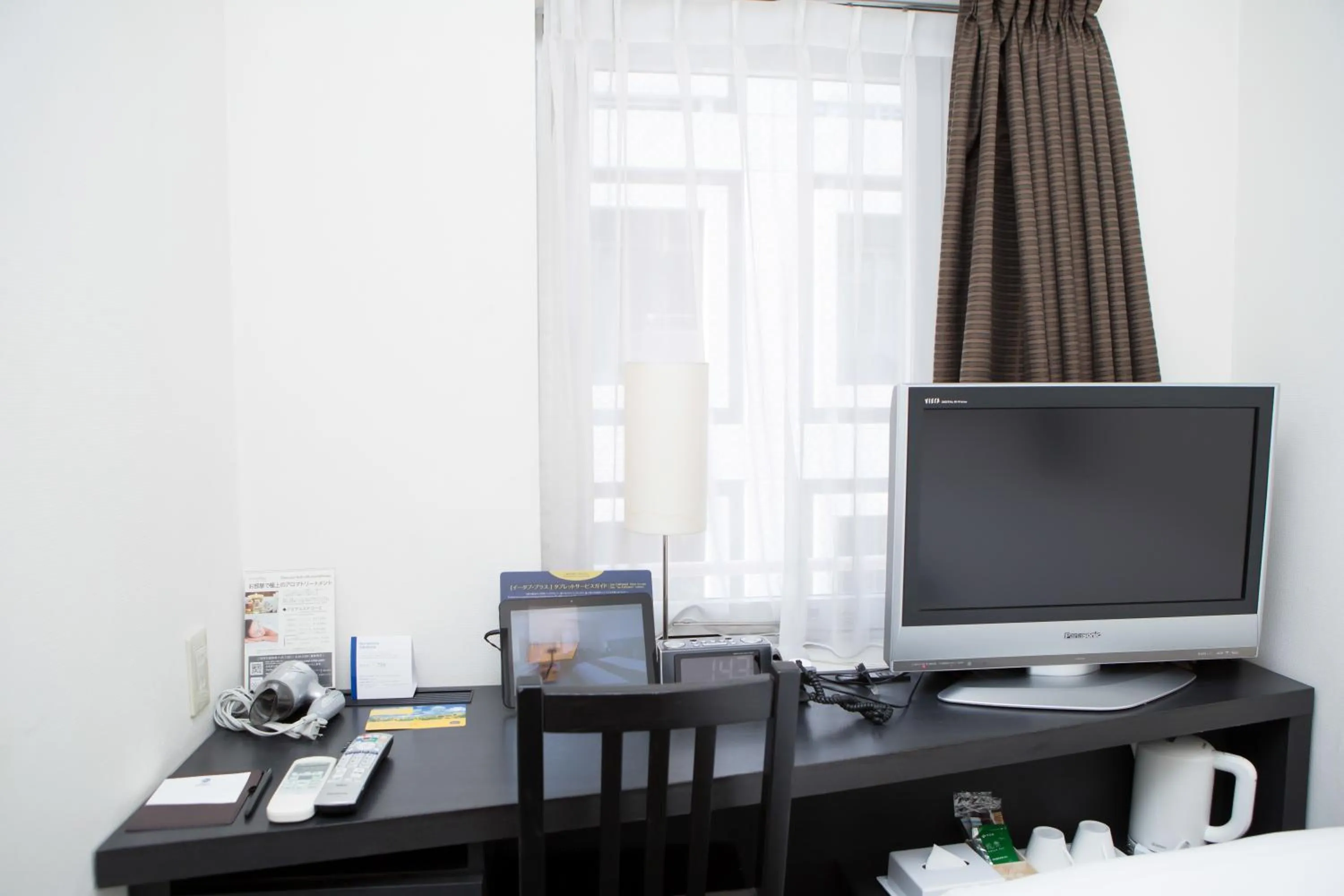 Photo of the whole room in Best Western Yokohama