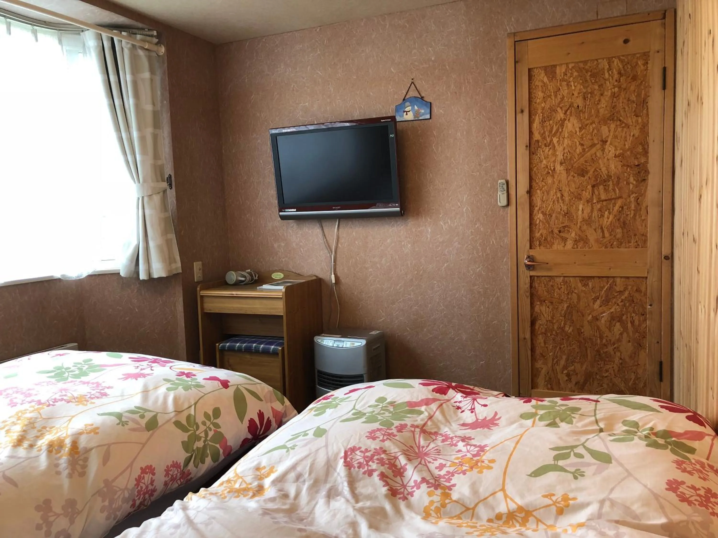 Bed in Pension Locomotion