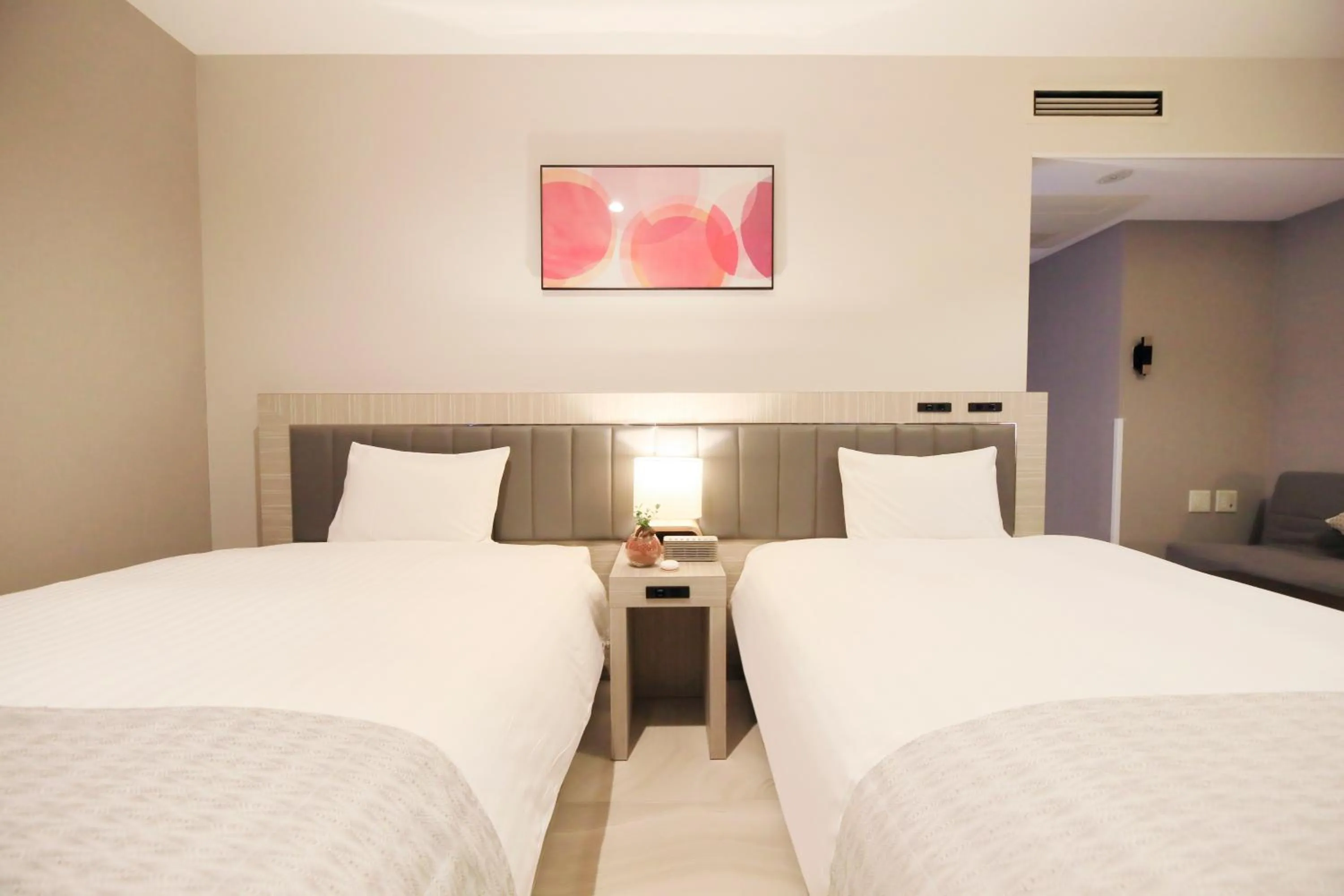 Bed in QuintessaHotel KagoshimaTenmonkan Relax&Sleep