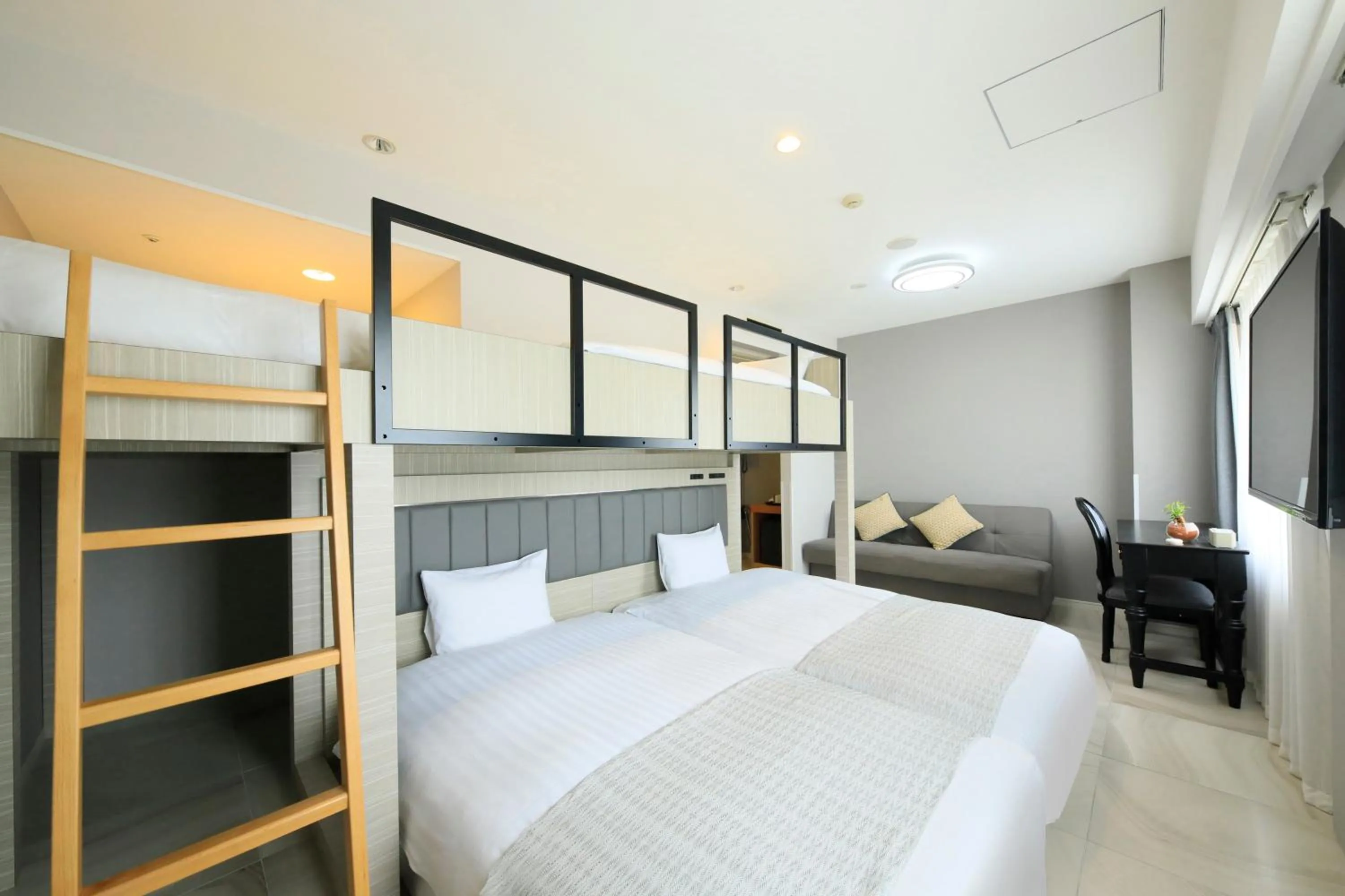 Bed in QuintessaHotel KagoshimaTenmonkan Relax&Sleep