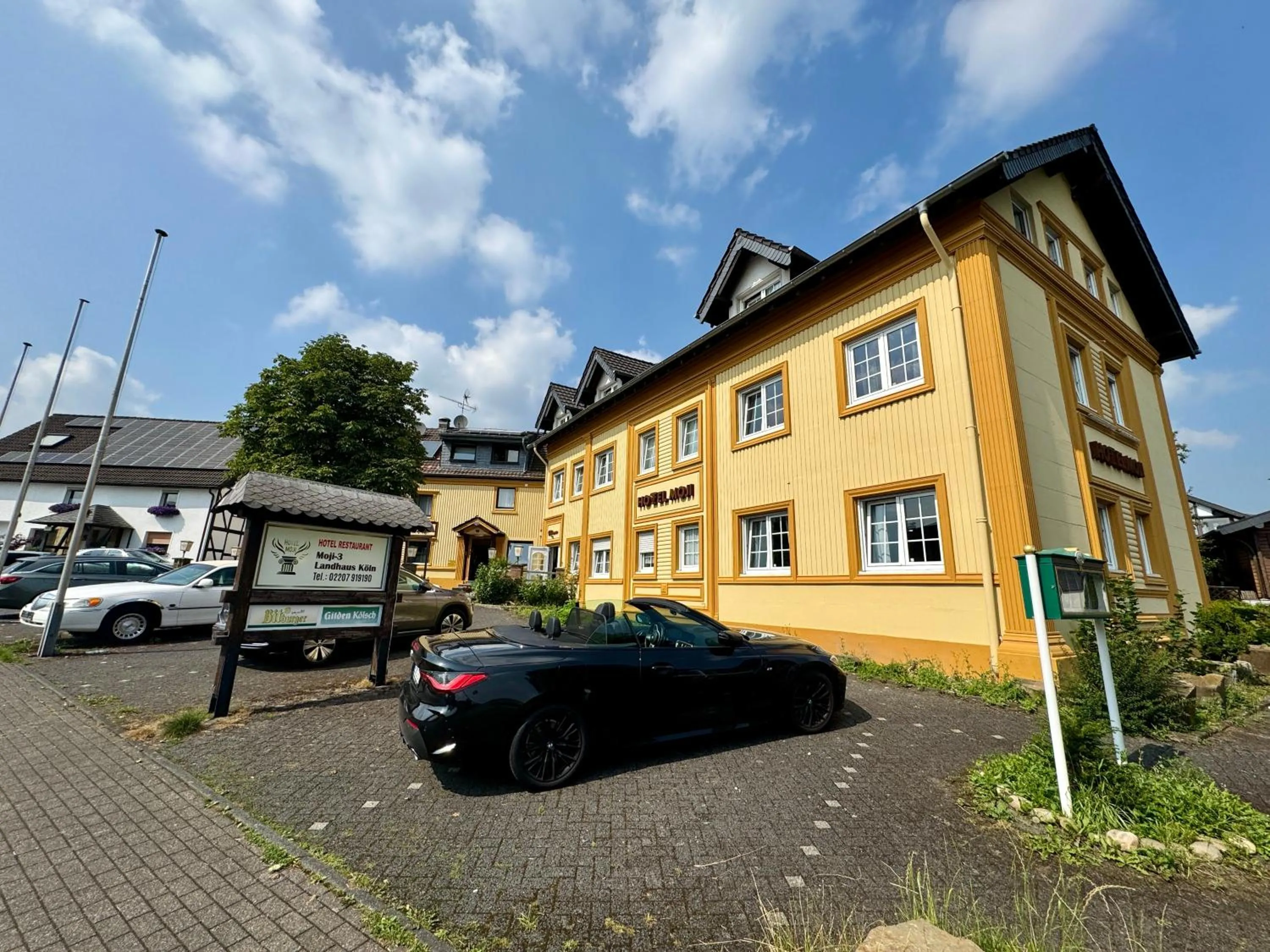 Hotel Moji 3 Landhaus Köln