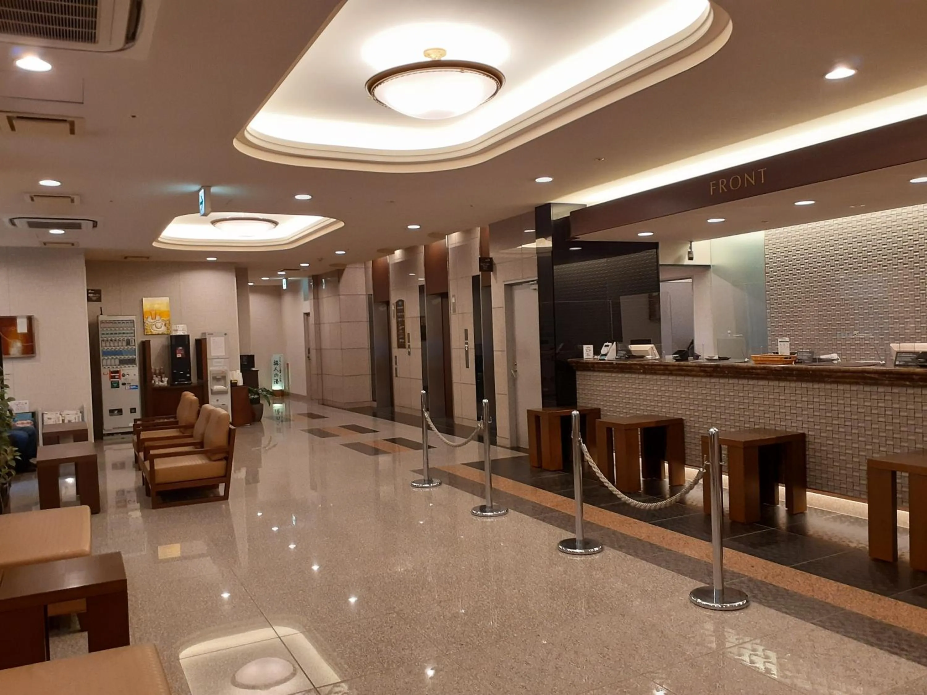 Lobby or reception in Hotel Route-Inn Nagoya Sakae