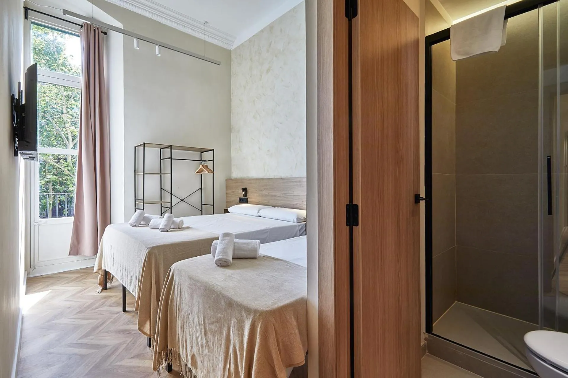 Bed in Ella Hostel Boqueria