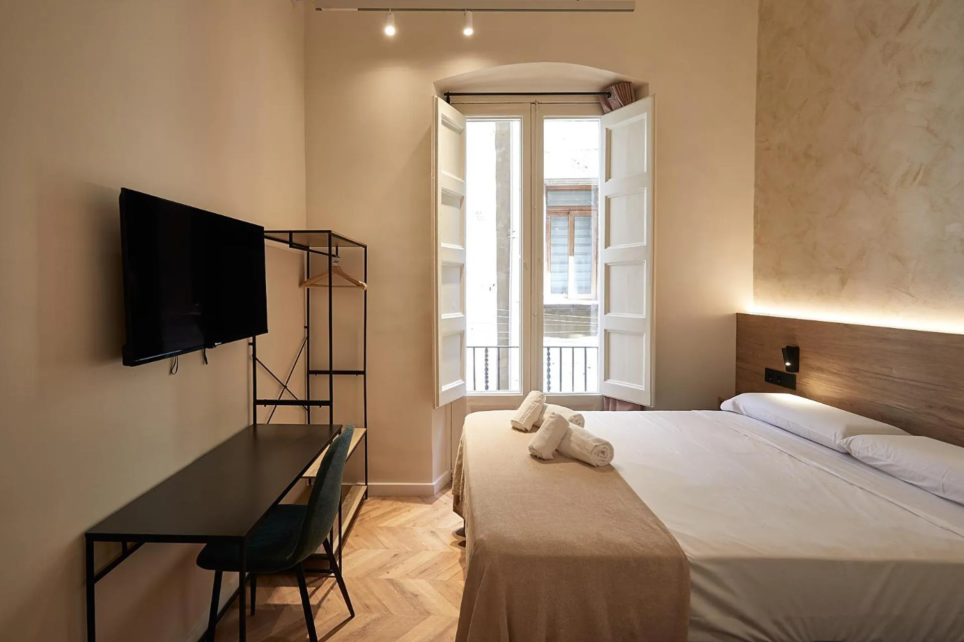 Bed in Ella Hostel Boqueria