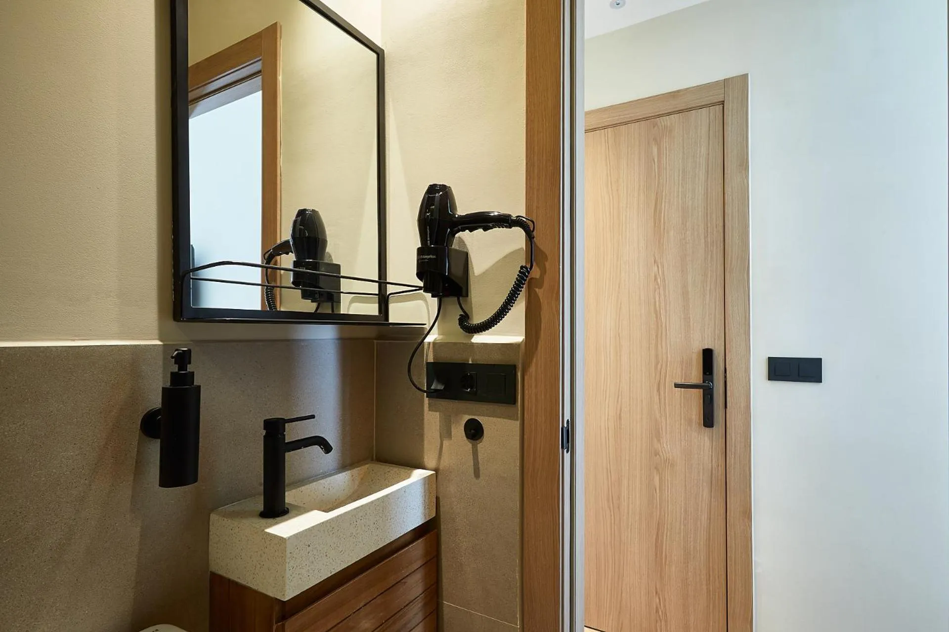 Ella Hostel Boqueria