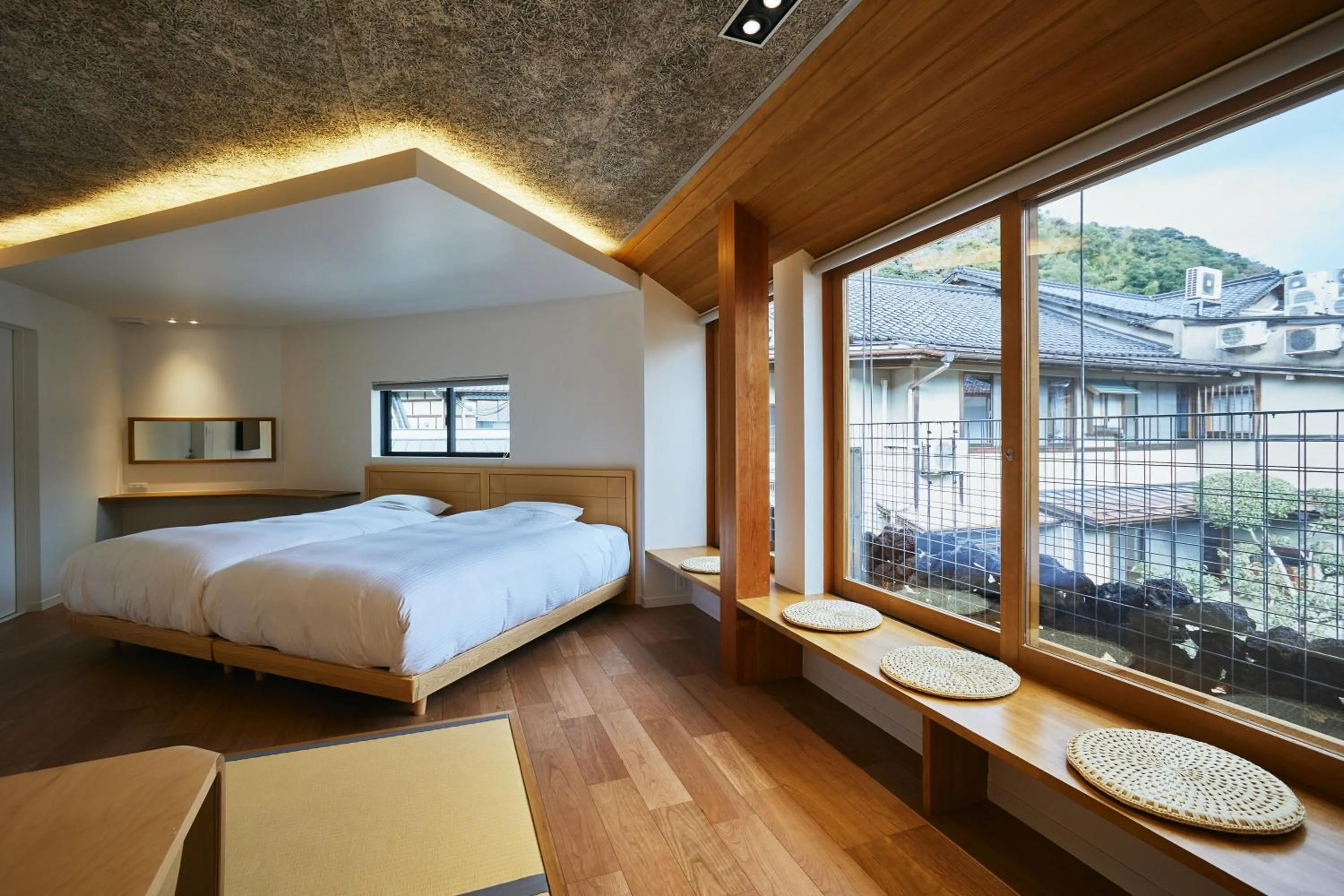 Photo of the whole room, Bed in TSUCHIYA Kinosaki onsen