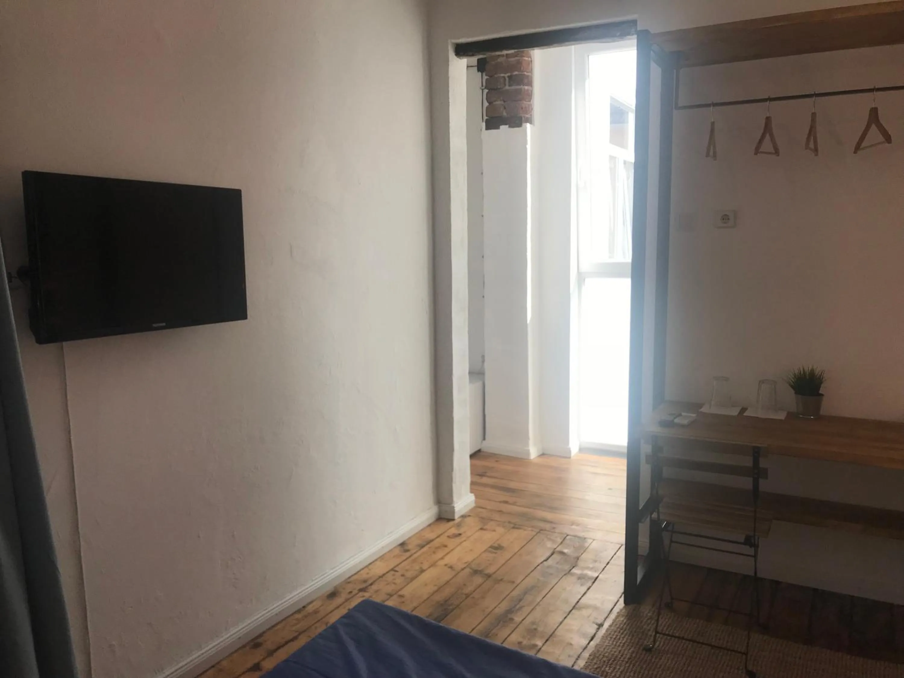 TV and multimedia, Bed in Generaator Sofia