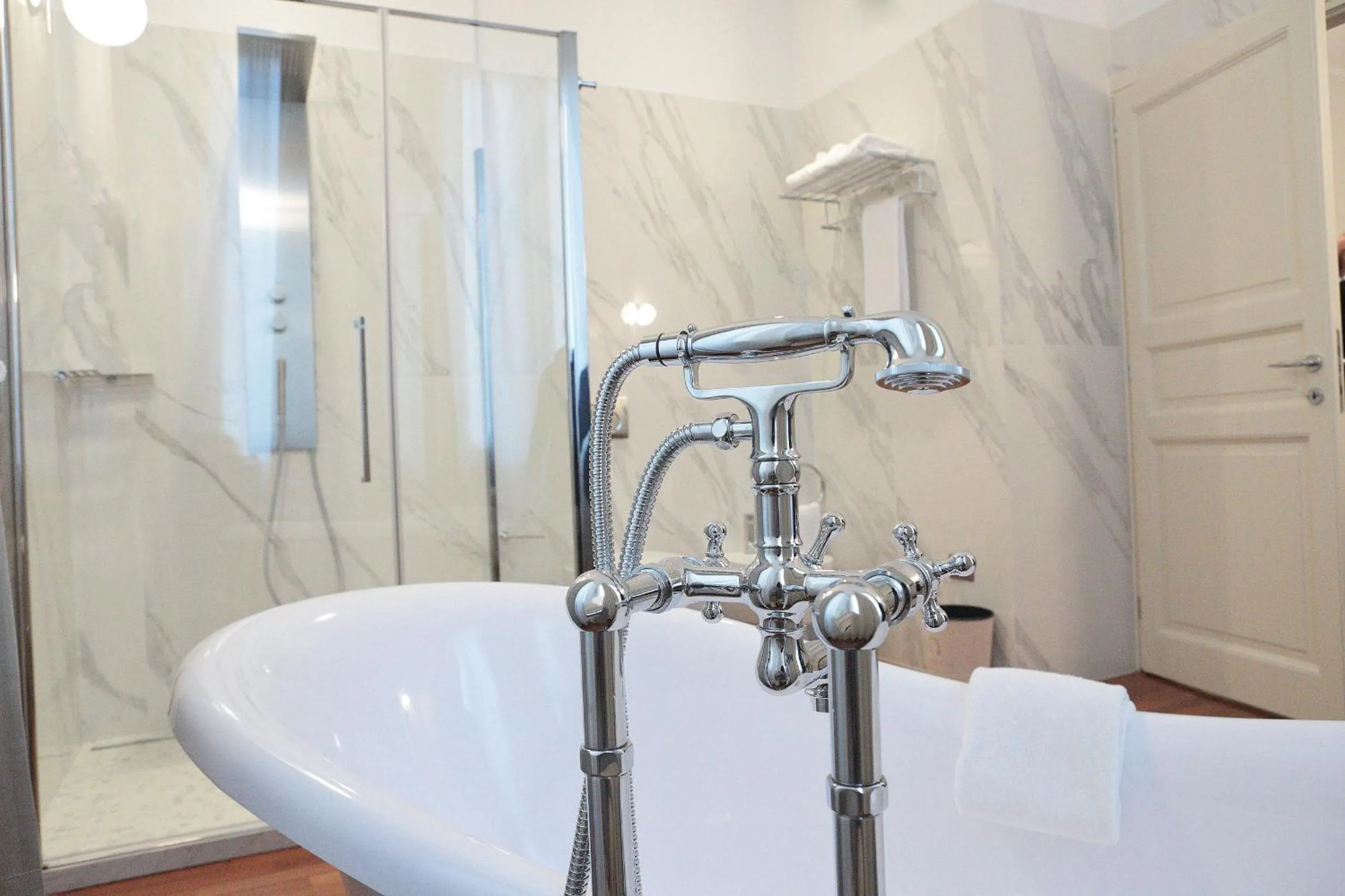 Bathroom in Palazzo Cini Luxury Rooms in Pisa