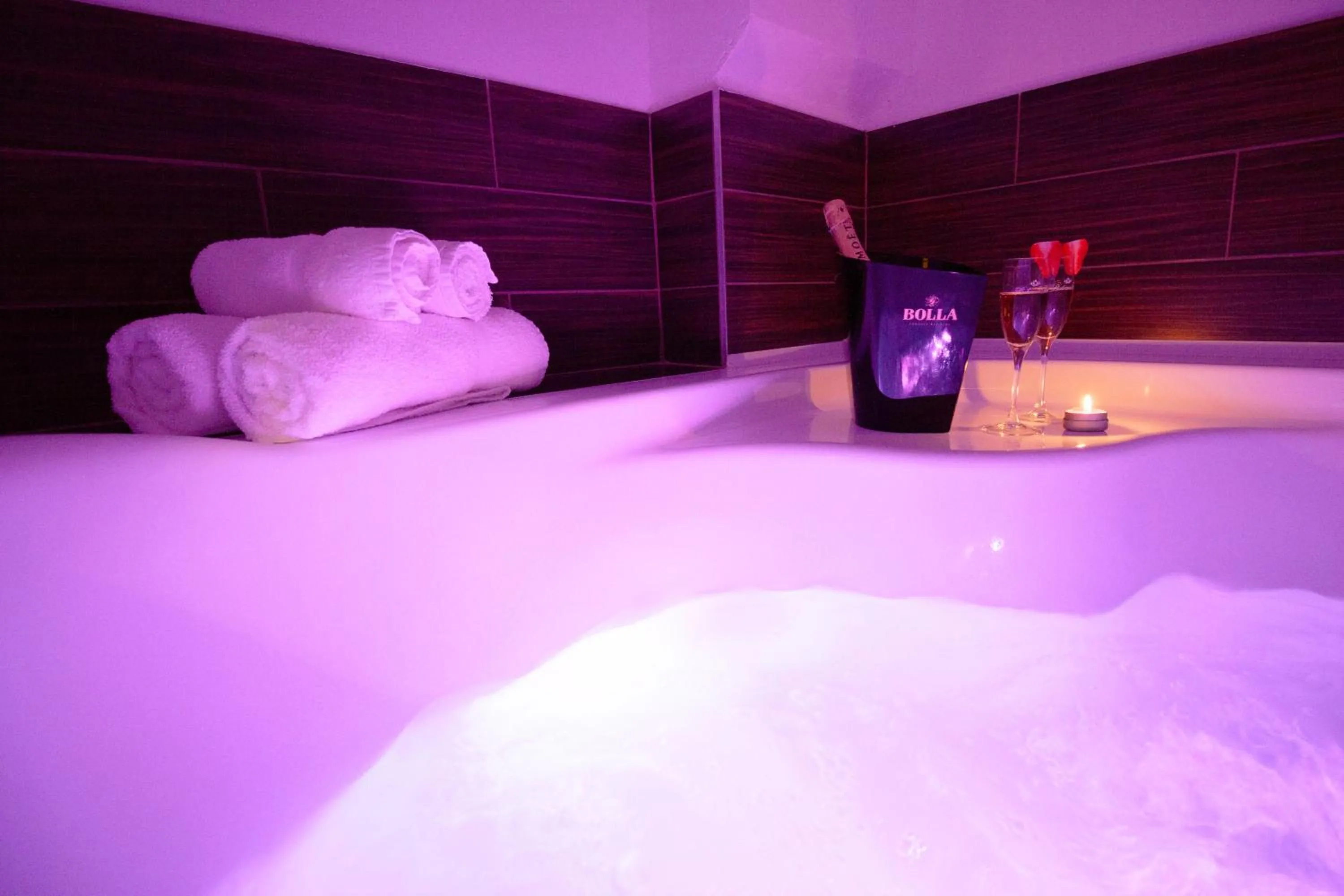 Bed in Hotel City Pisek