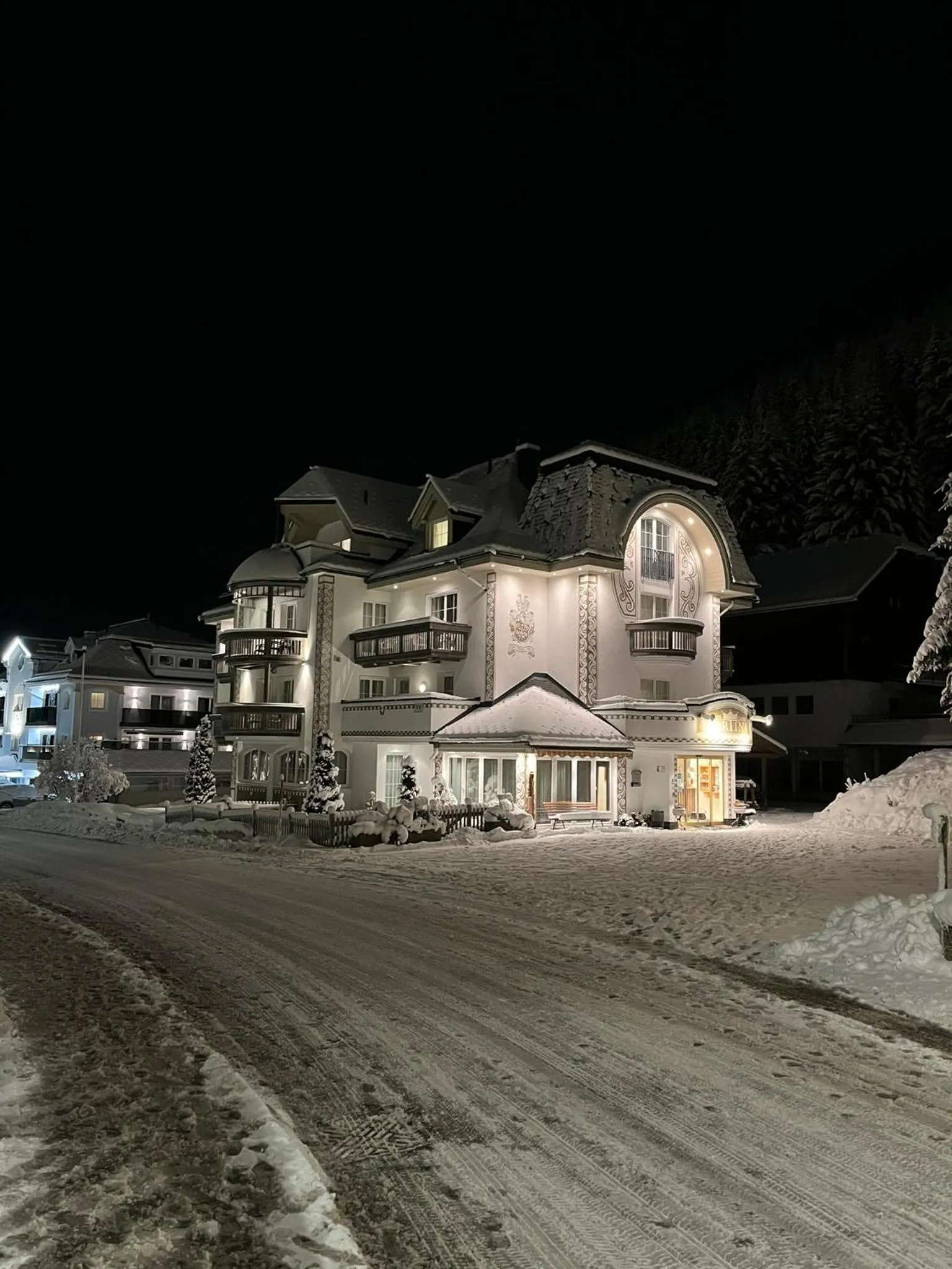 Property building in Hotel Garni Martina