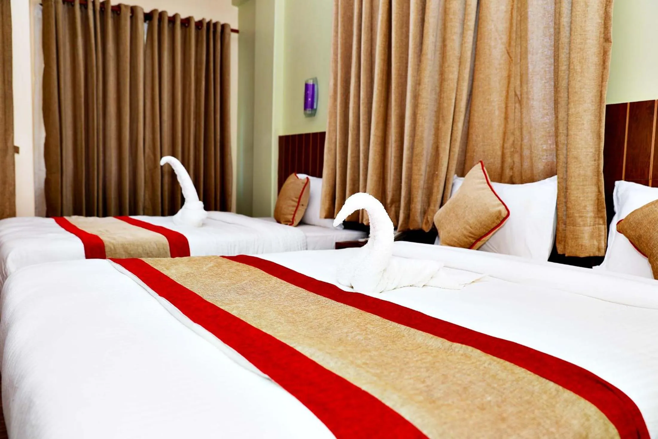 Bed in Hotel Guru
