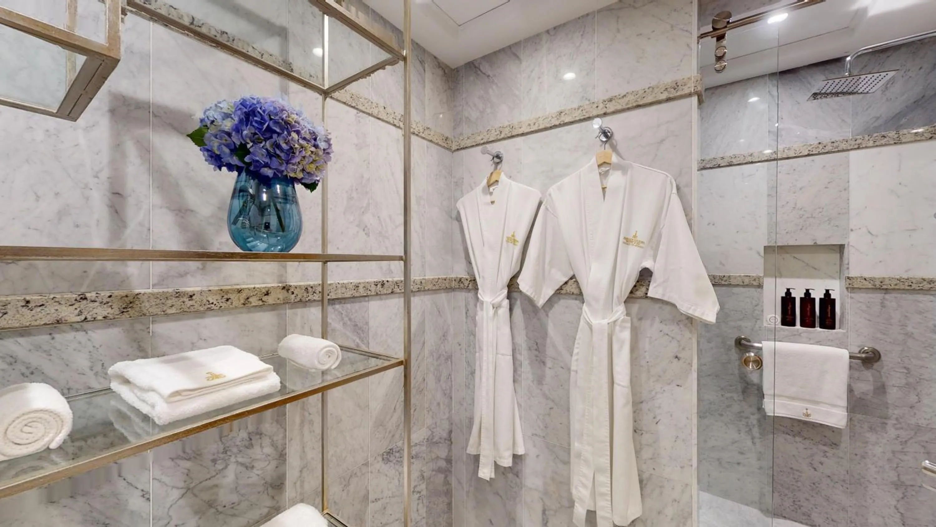 Shower in Marquis SkySuites