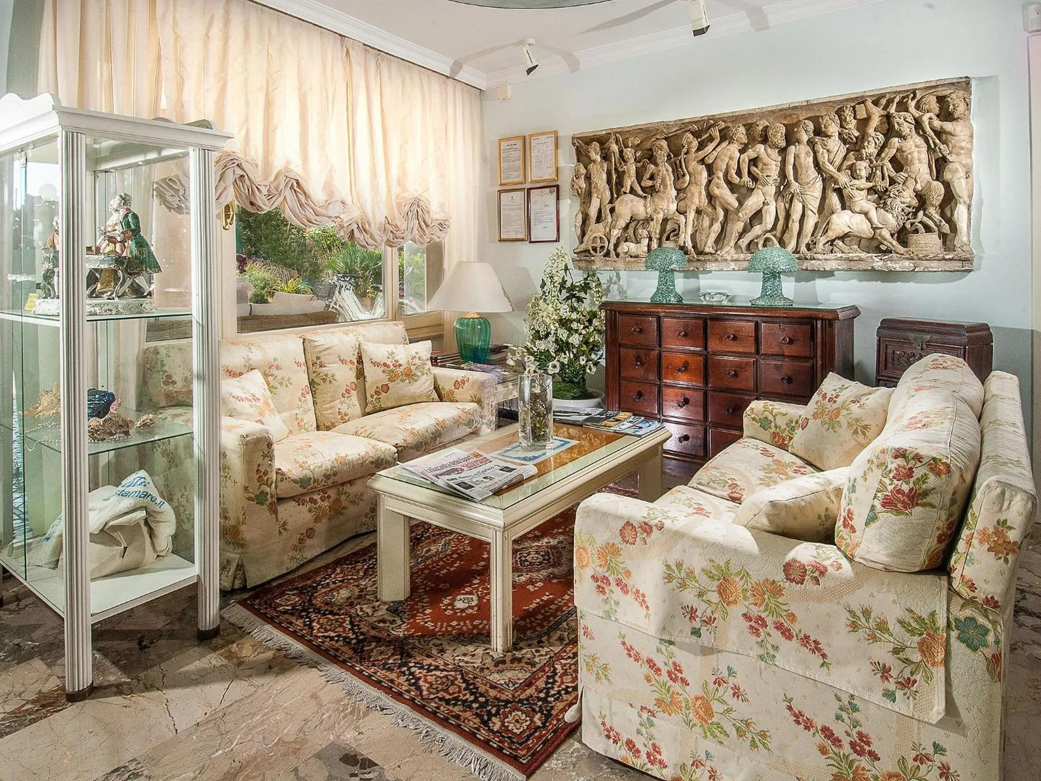 TV and multimedia in Hotel Des Nations - Vintage Hotel sul mare