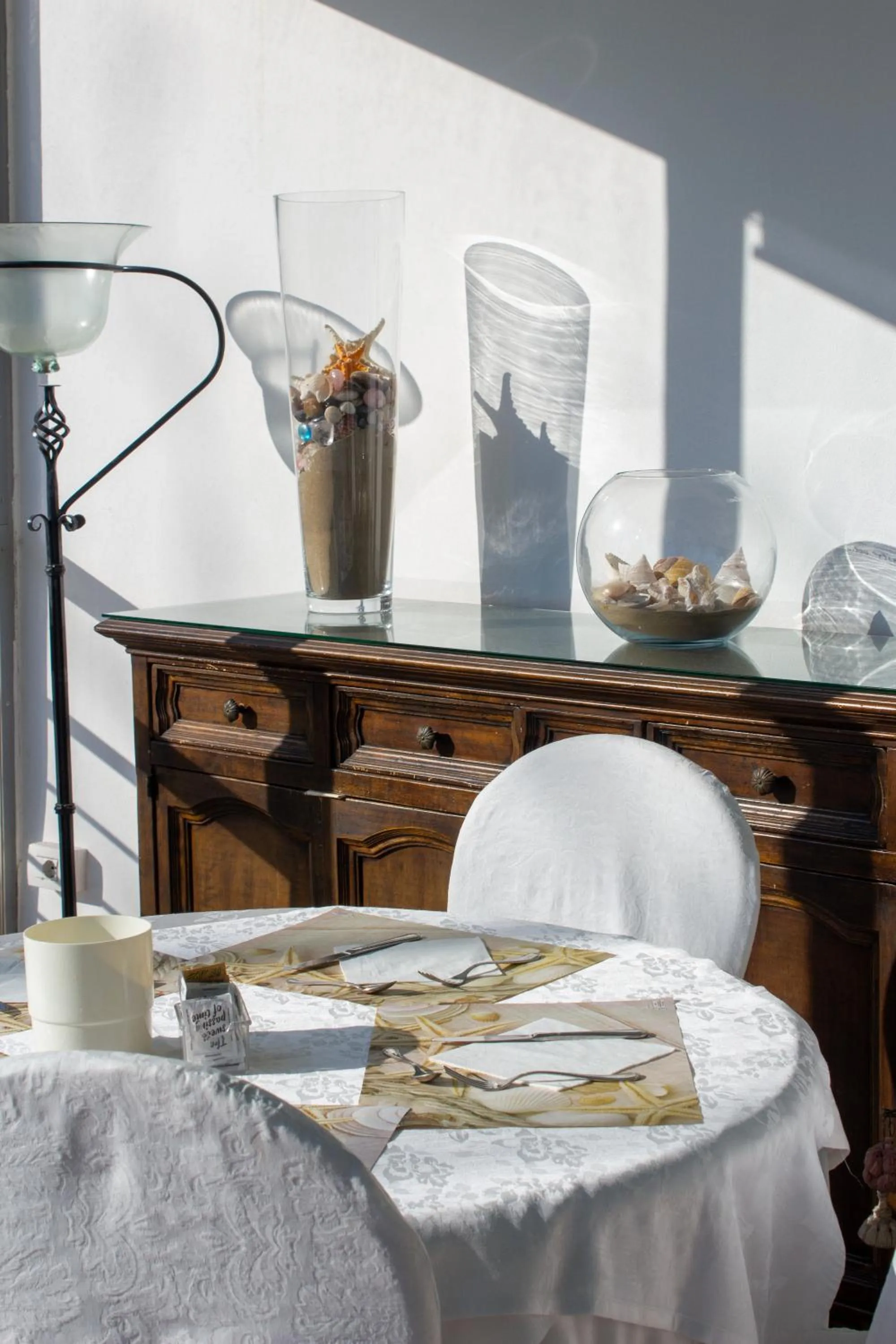 Breakfast in Hotel Des Nations - Vintage Hotel sul mare