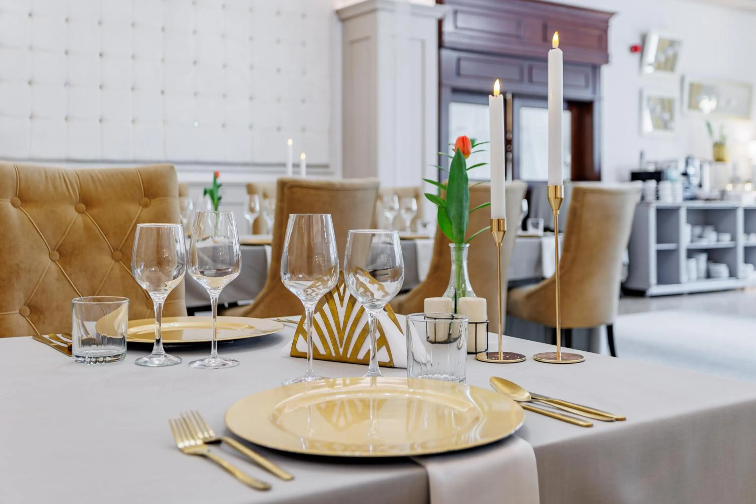 Restaurant/places to eat in Hotel Cristal Park