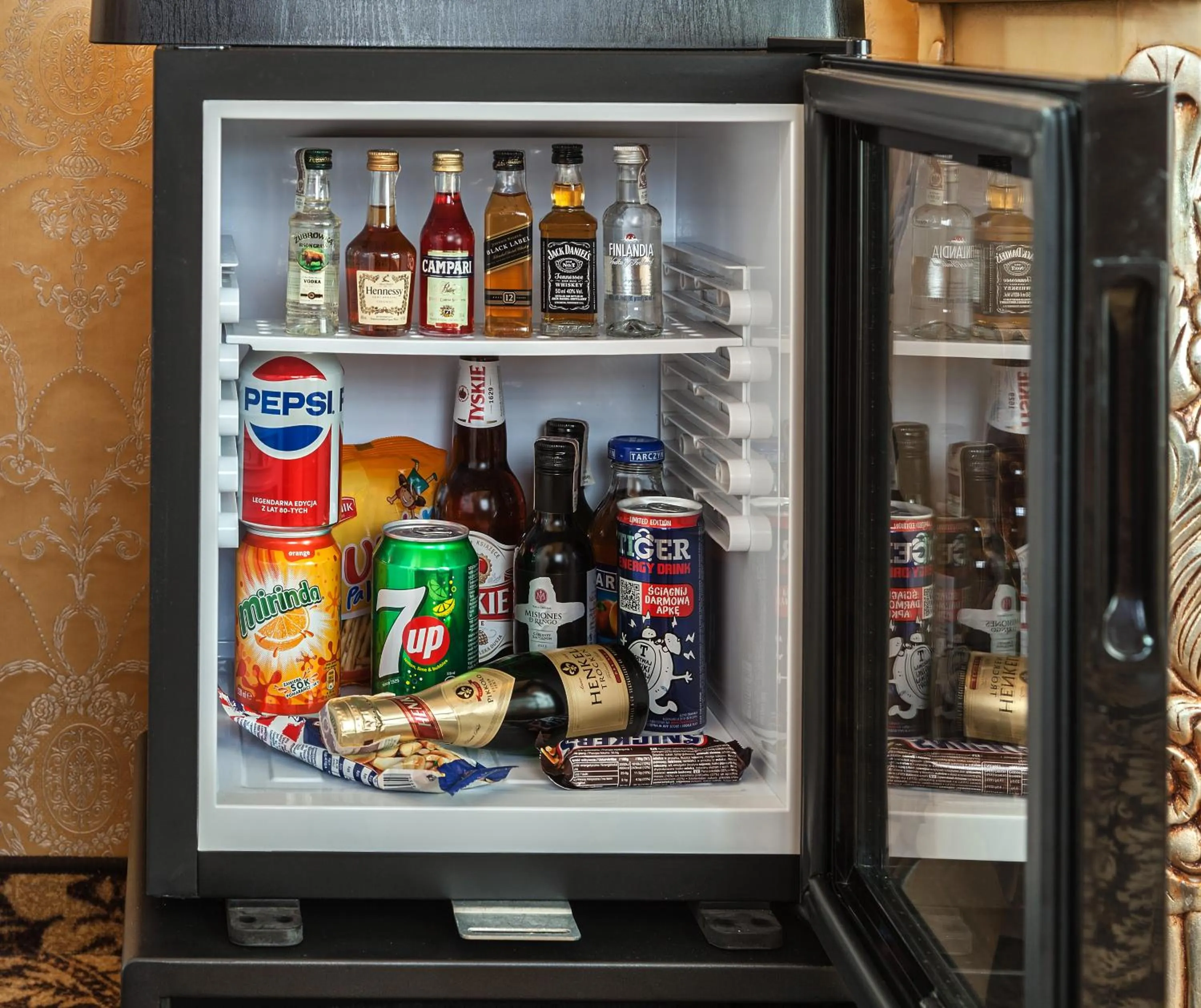 minibar in Hotel Cristal Park