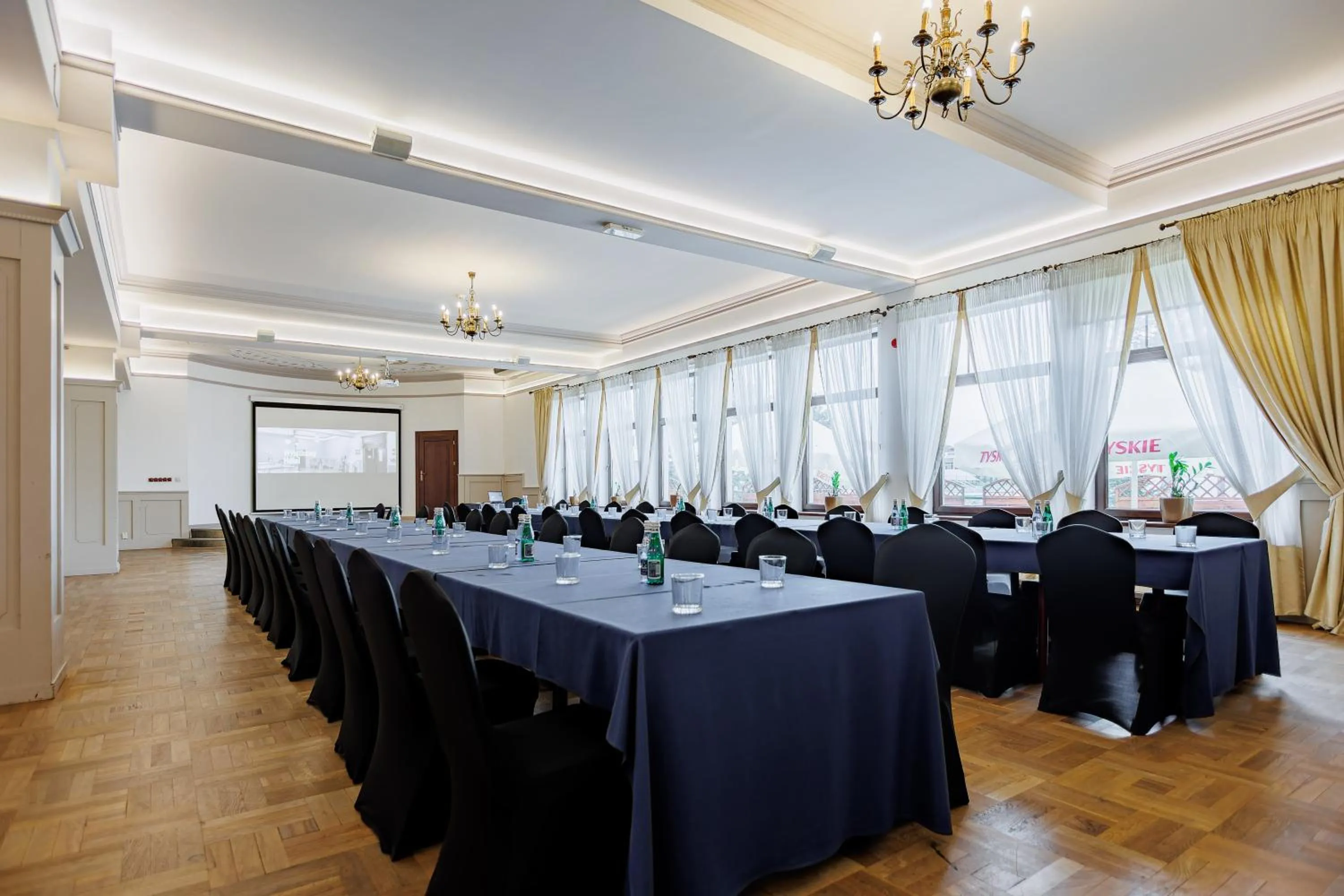 Meeting/conference room in Hotel Cristal Park