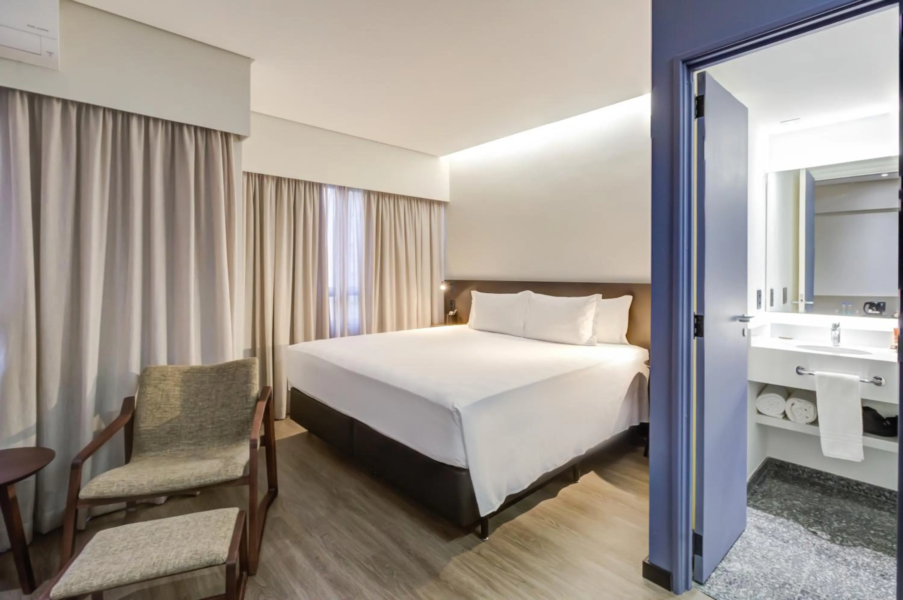 Bed in Radisson São Paulo Paulista