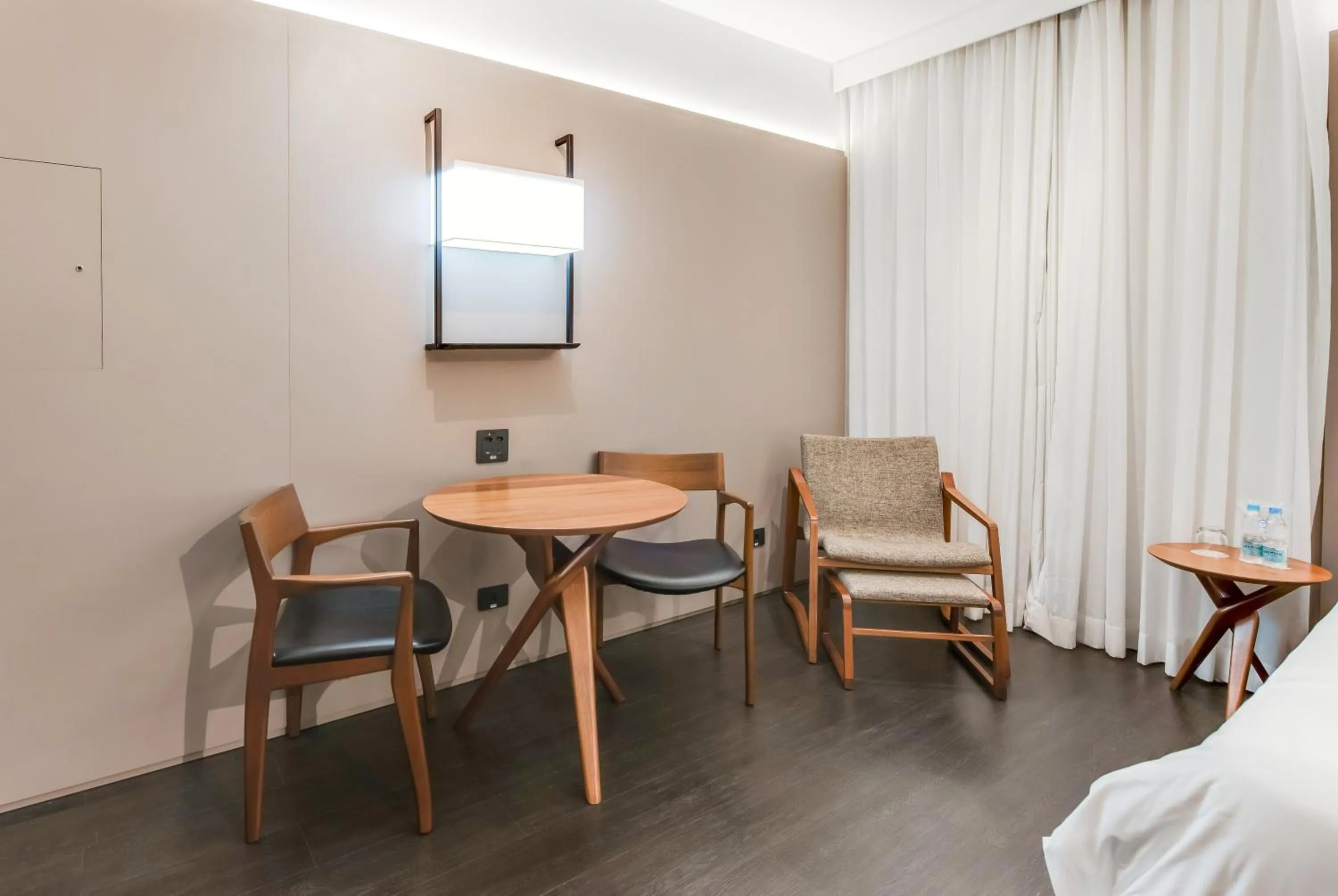 Photo of the whole room, Bed in Radisson São Paulo Paulista