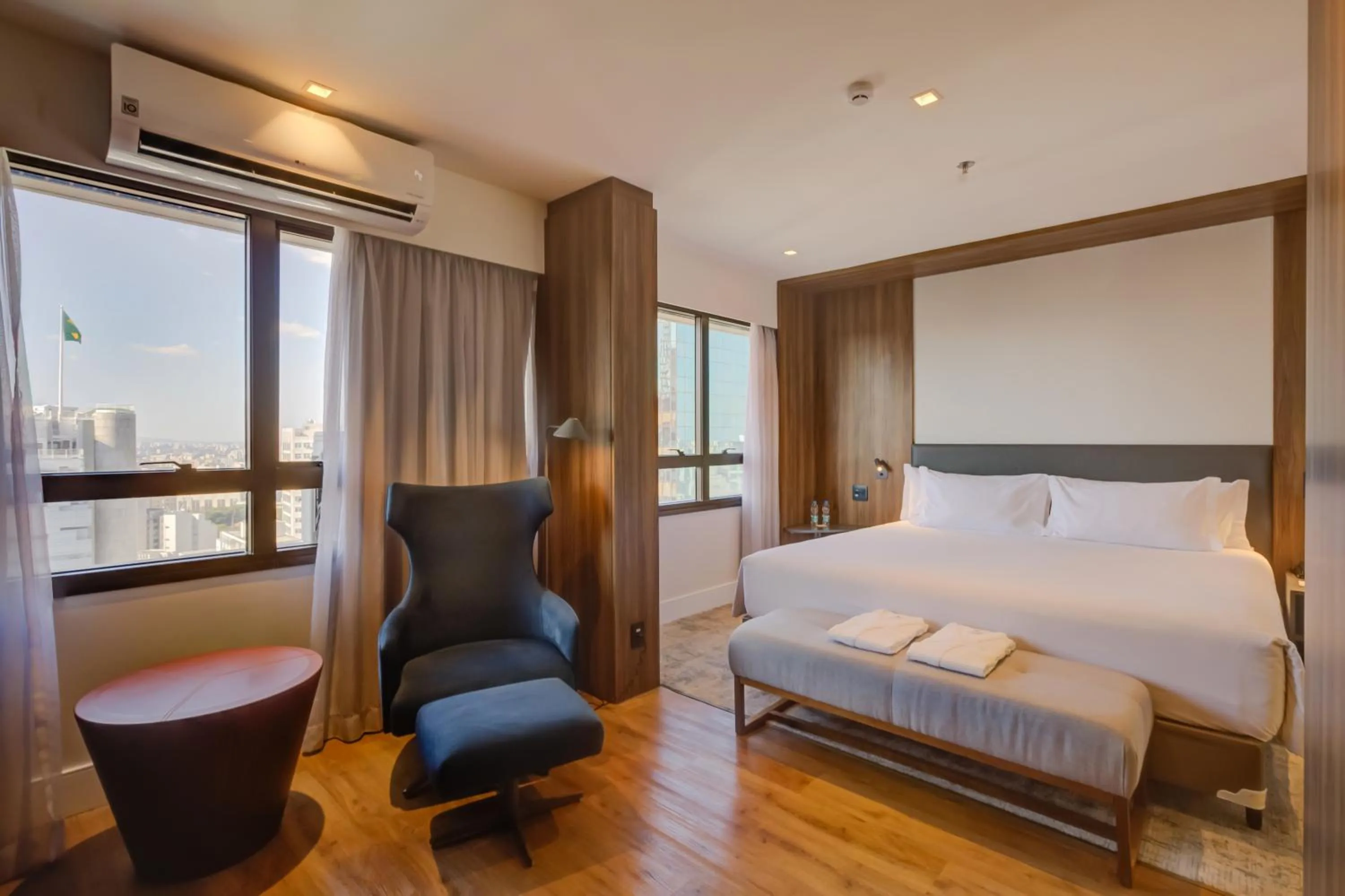 Bed in Radisson São Paulo Paulista