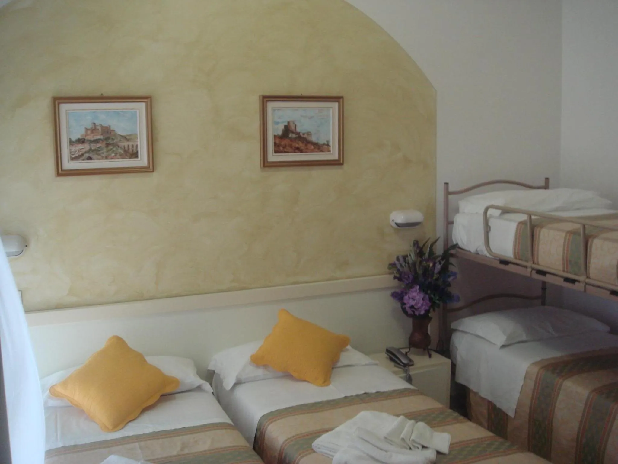 Bedroom, Bed in Hotel Arcade