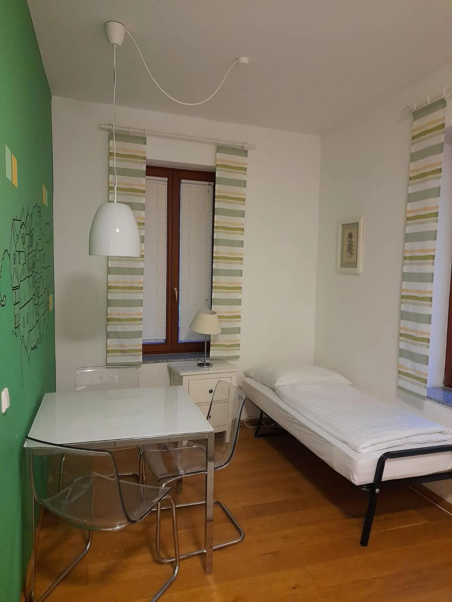 Bed in Economy Hotel Kronach