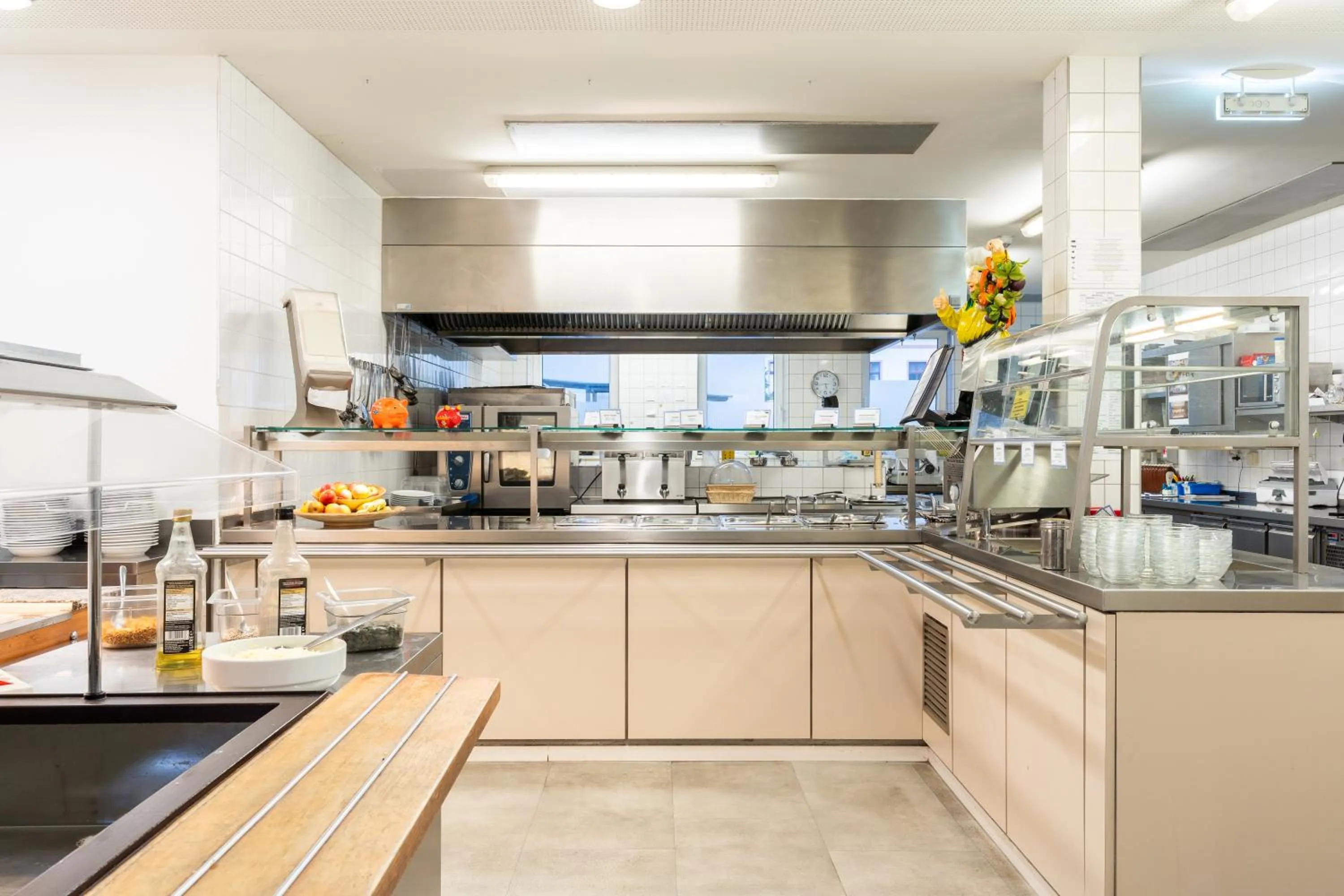 Restaurant/places to eat in Jugendherberge Potsdam