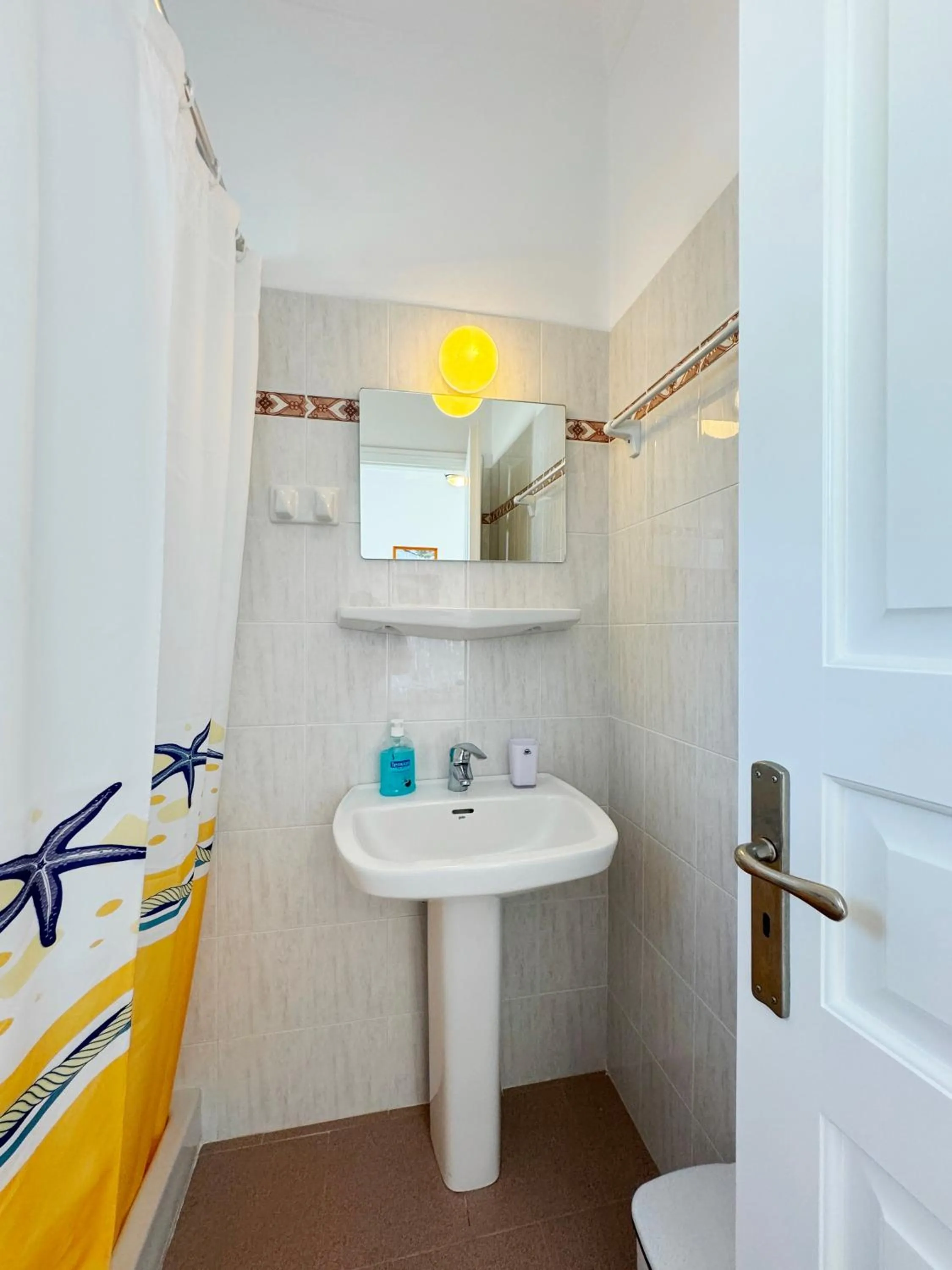 Irene Hotel - Beachfront