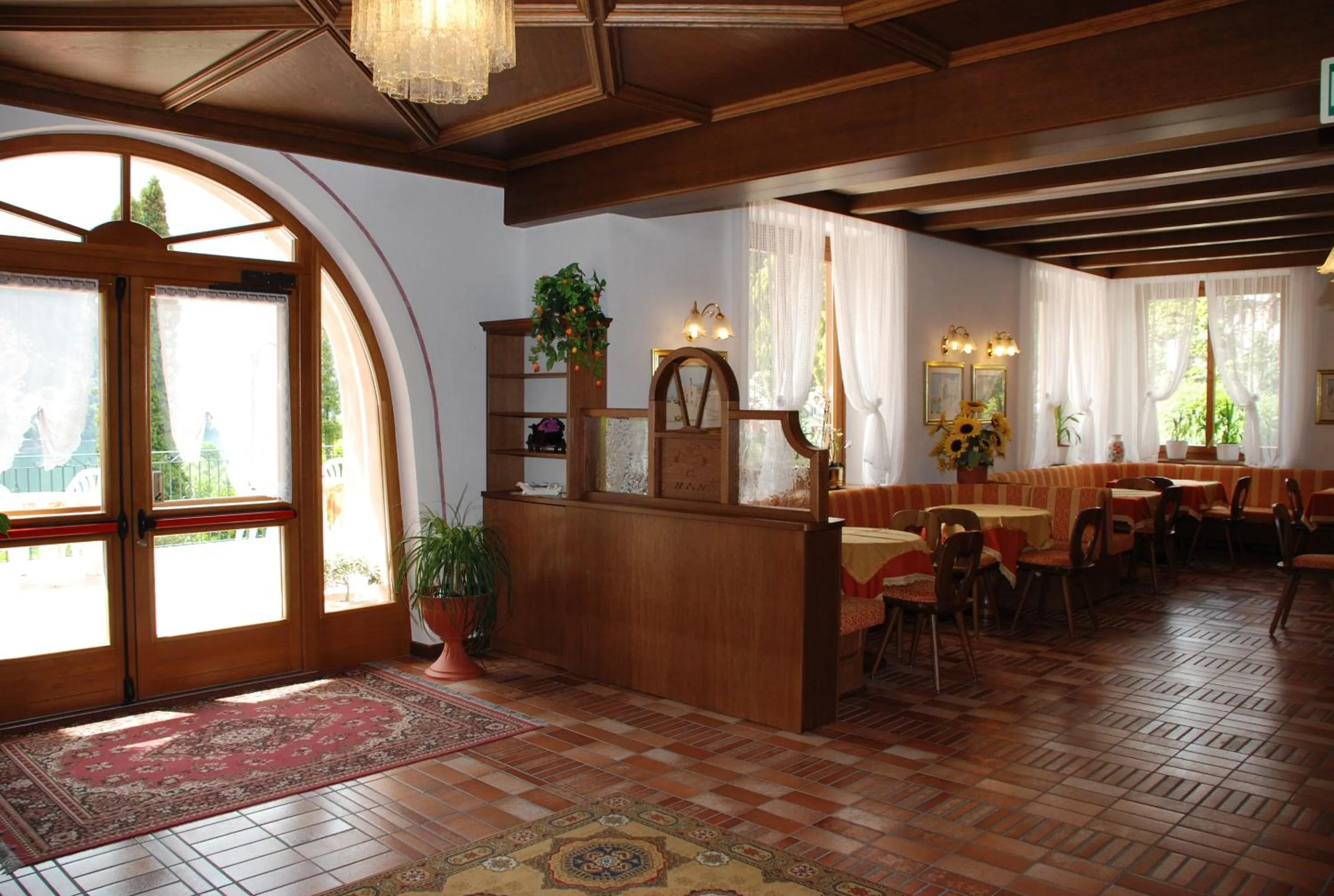 Restaurant/places to eat in Charme Hotel Nevada