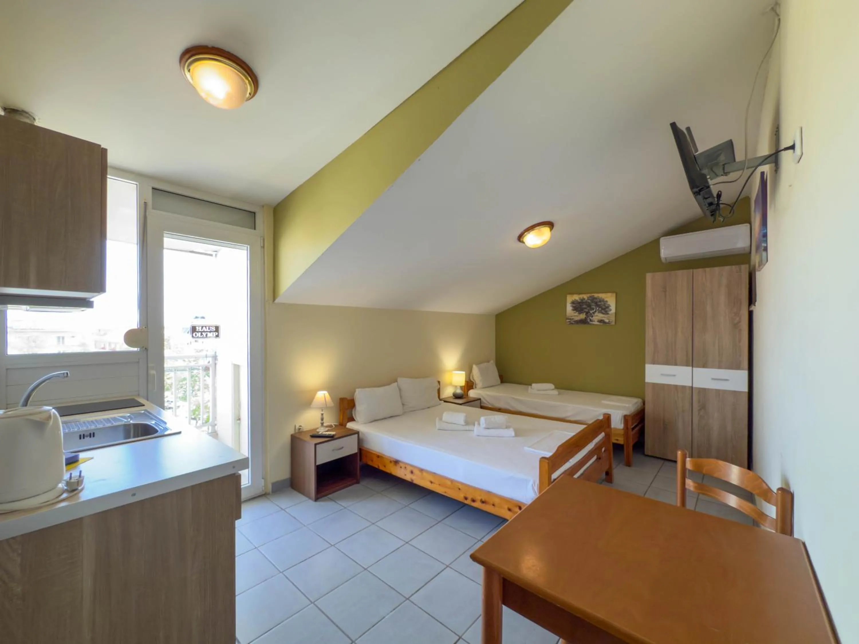 Bedroom, Bed in Haus Olymp