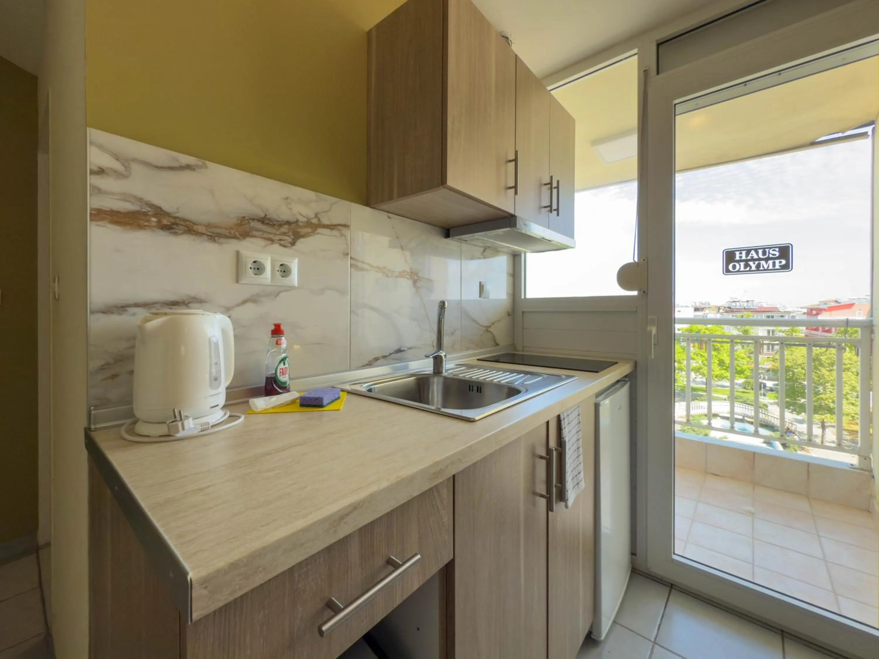 Kitchen or kitchenette in Haus Olymp