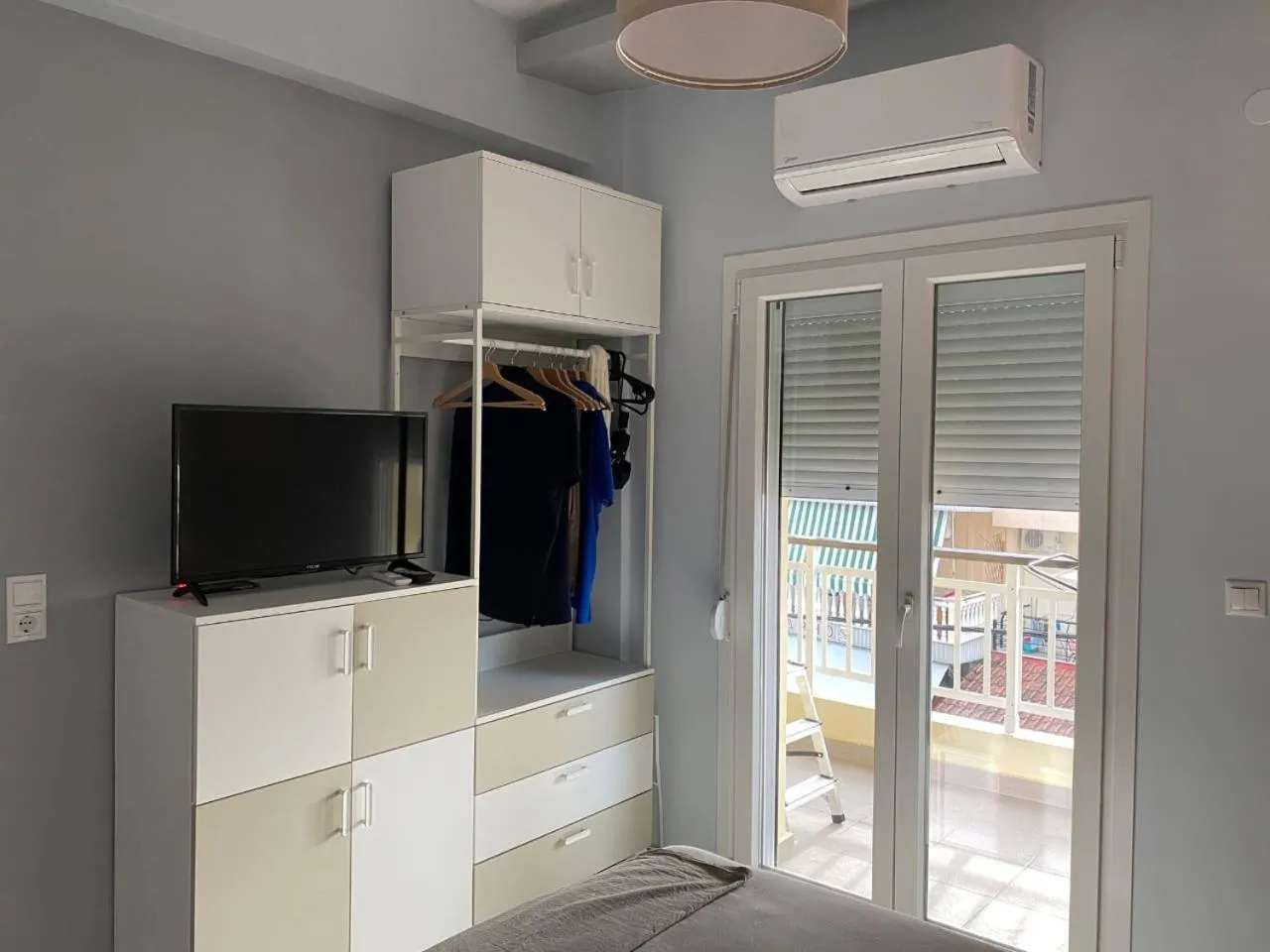 Communal lounge/ TV room in Haus Olymp