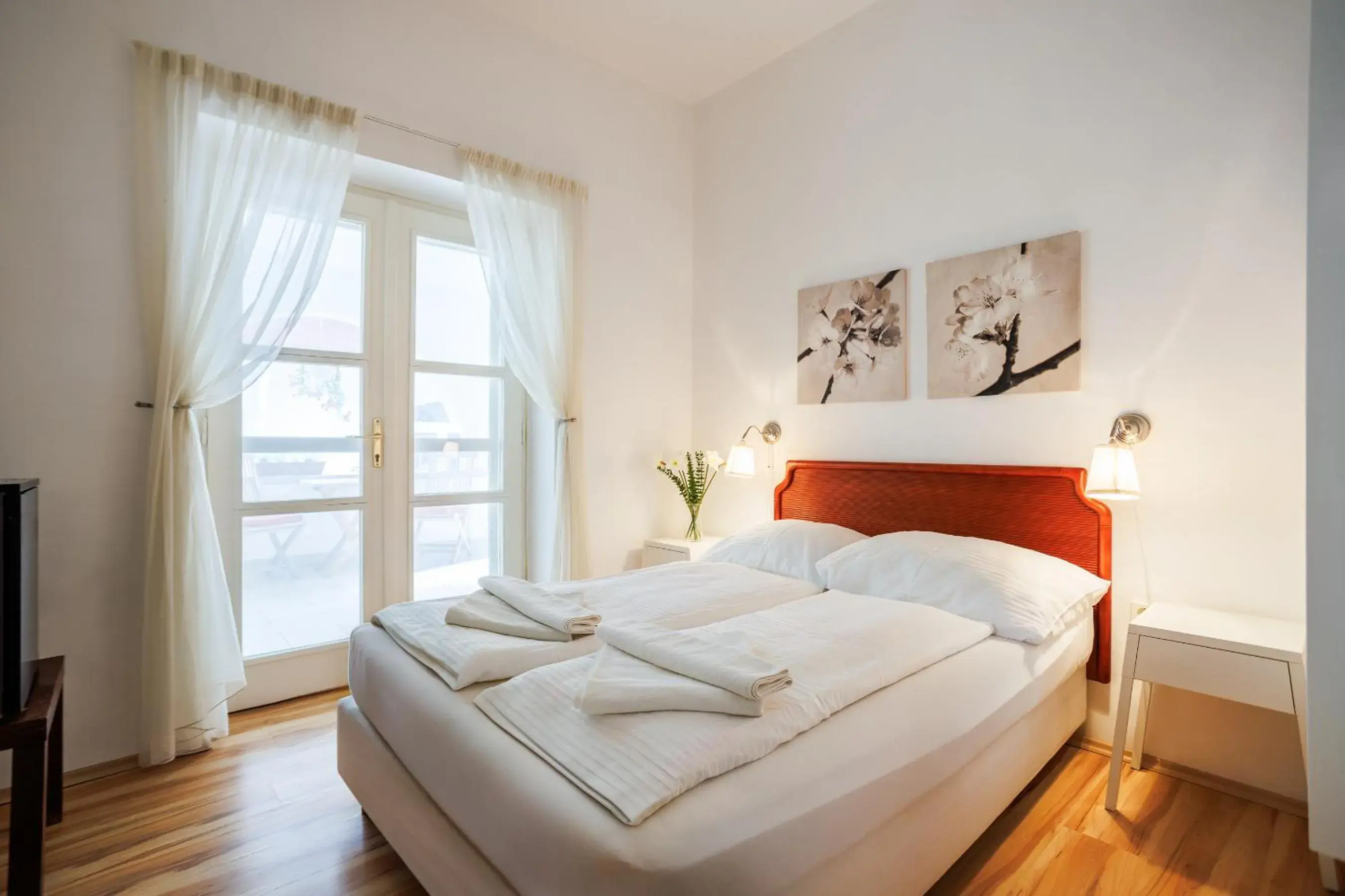 Basic Double Room in Partvilla Balatonboglar Basic Double Room in Partvilla Balatonboglar