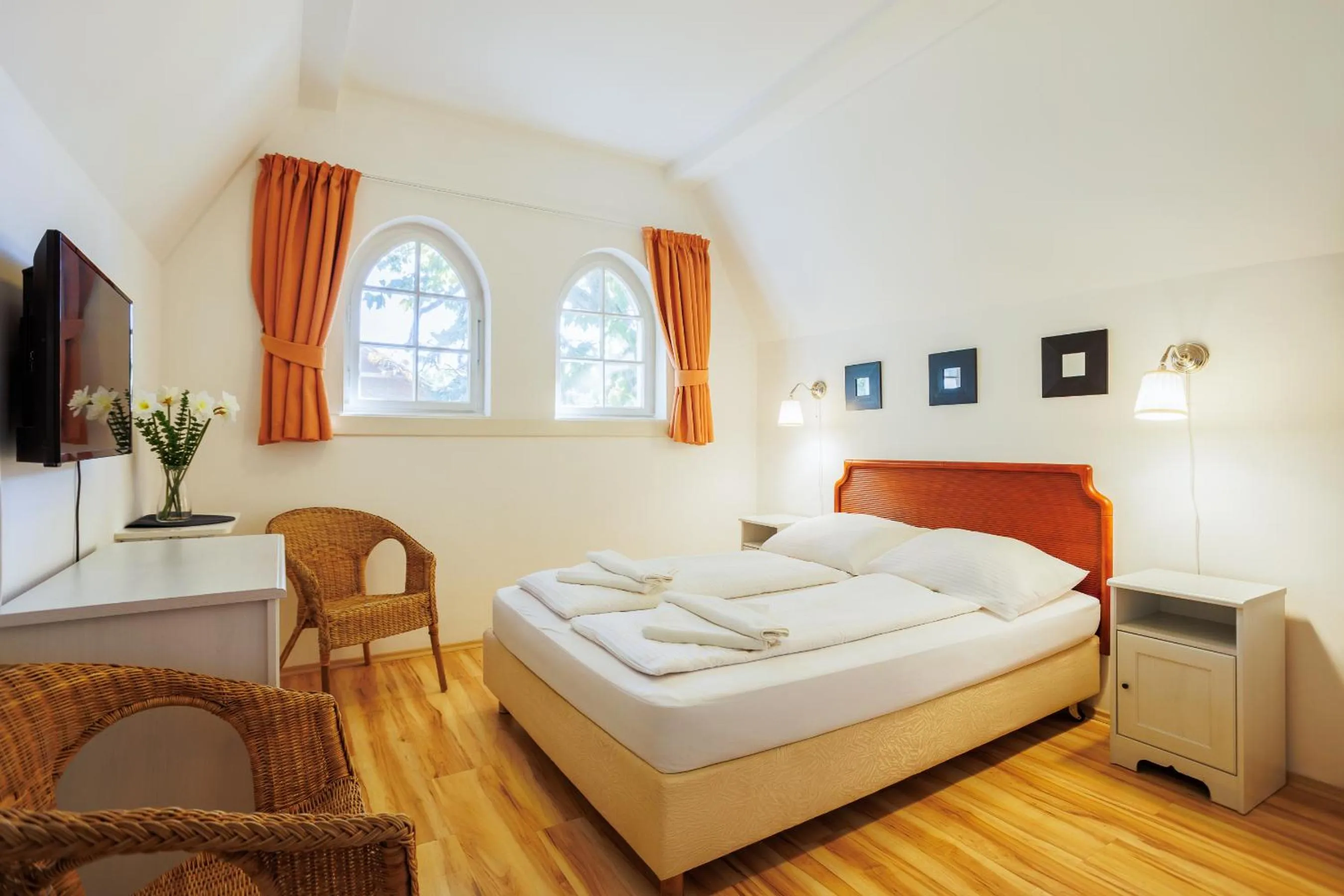 Bedroom, Bed in Partvilla Balatonboglar