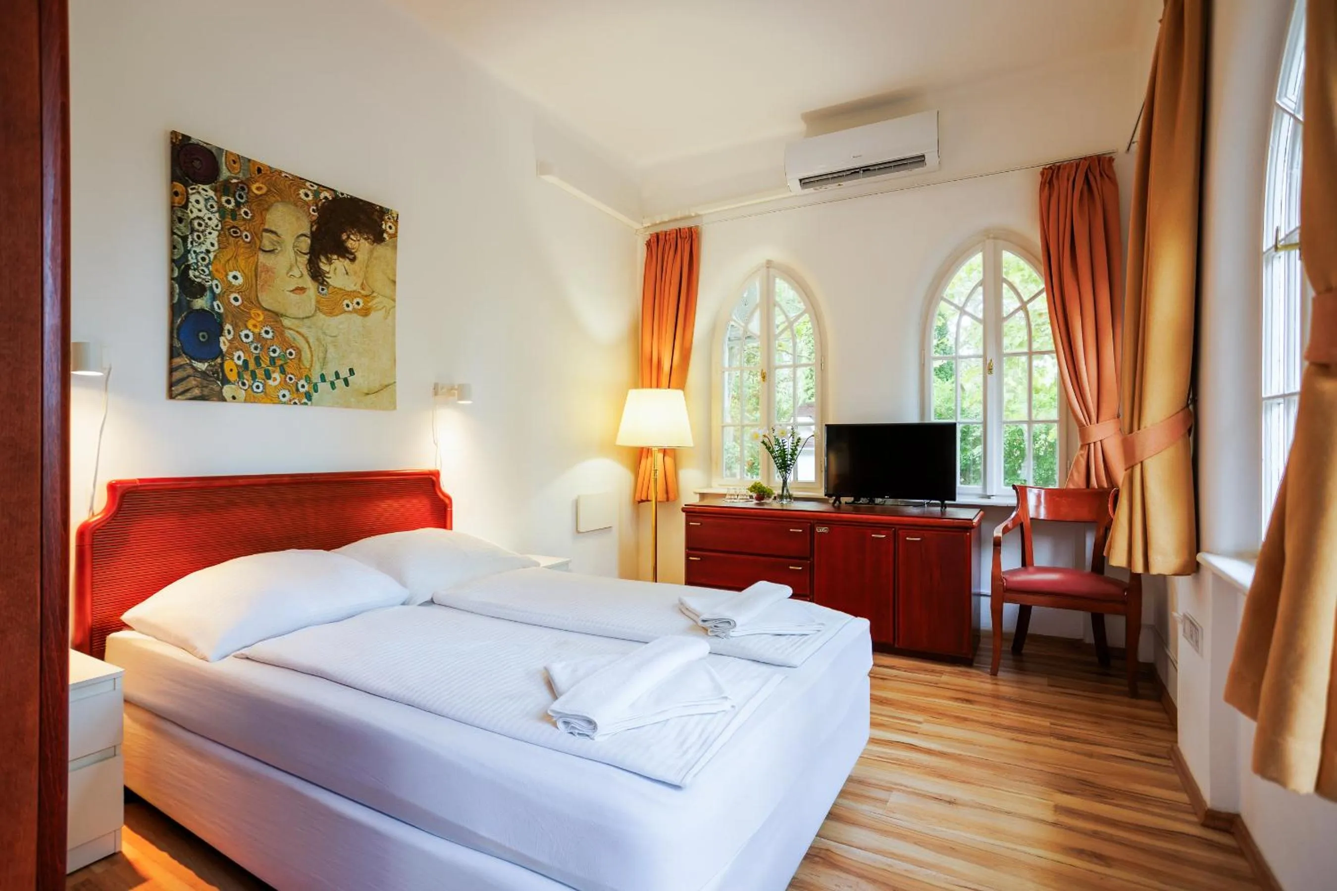 Bedroom, Bed in Partvilla Balatonboglar