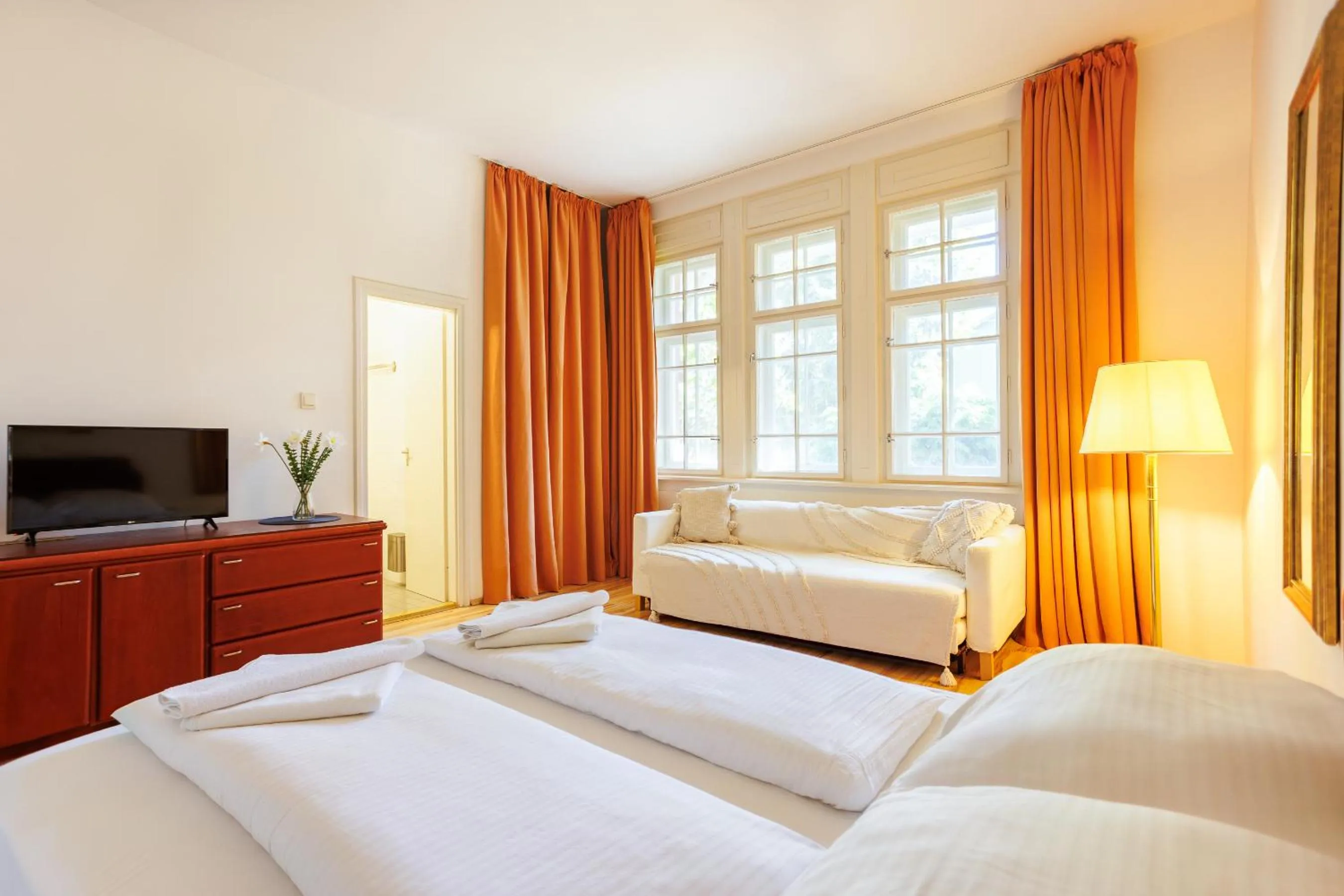 Bedroom, Bed in Partvilla Balatonboglar