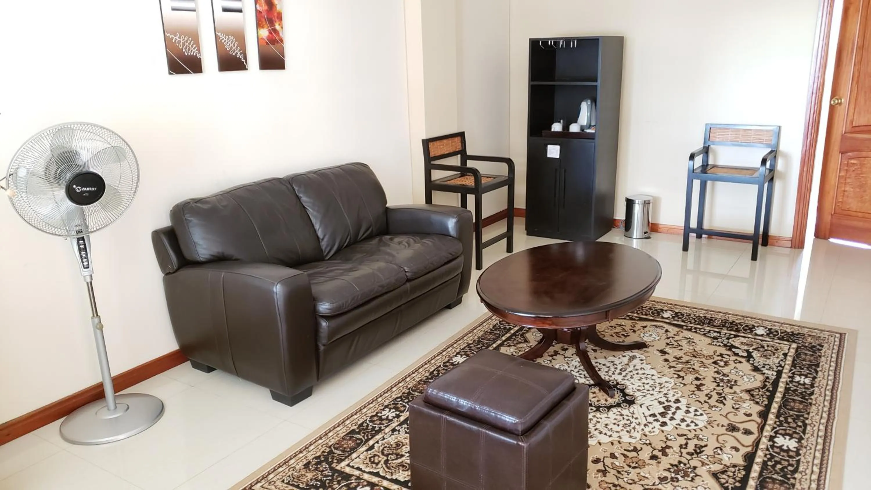 Seating area in Hotel Centenario