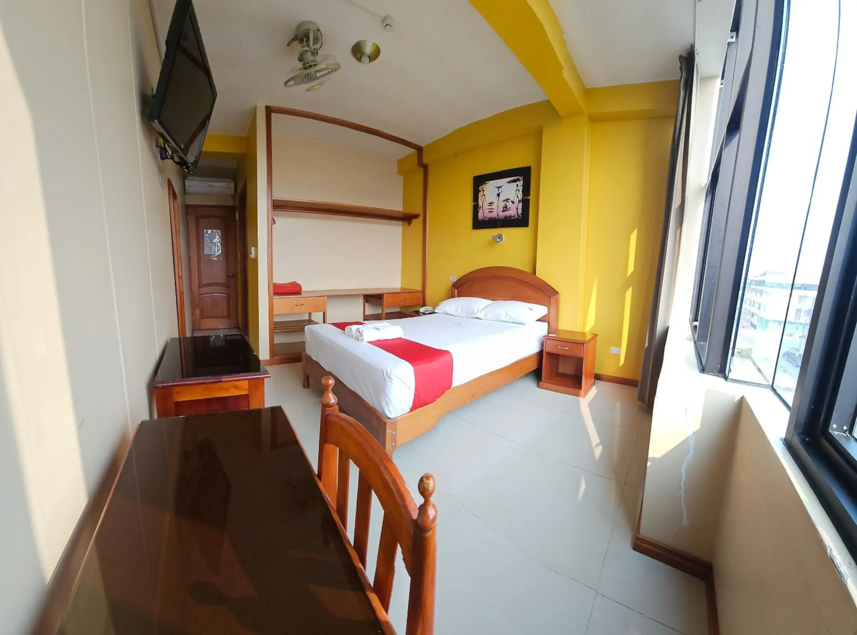 Deluxe Single Room - single occupancy in Hotel Centenario Deluxe Single Room - single occupancy in Hotel Centenario