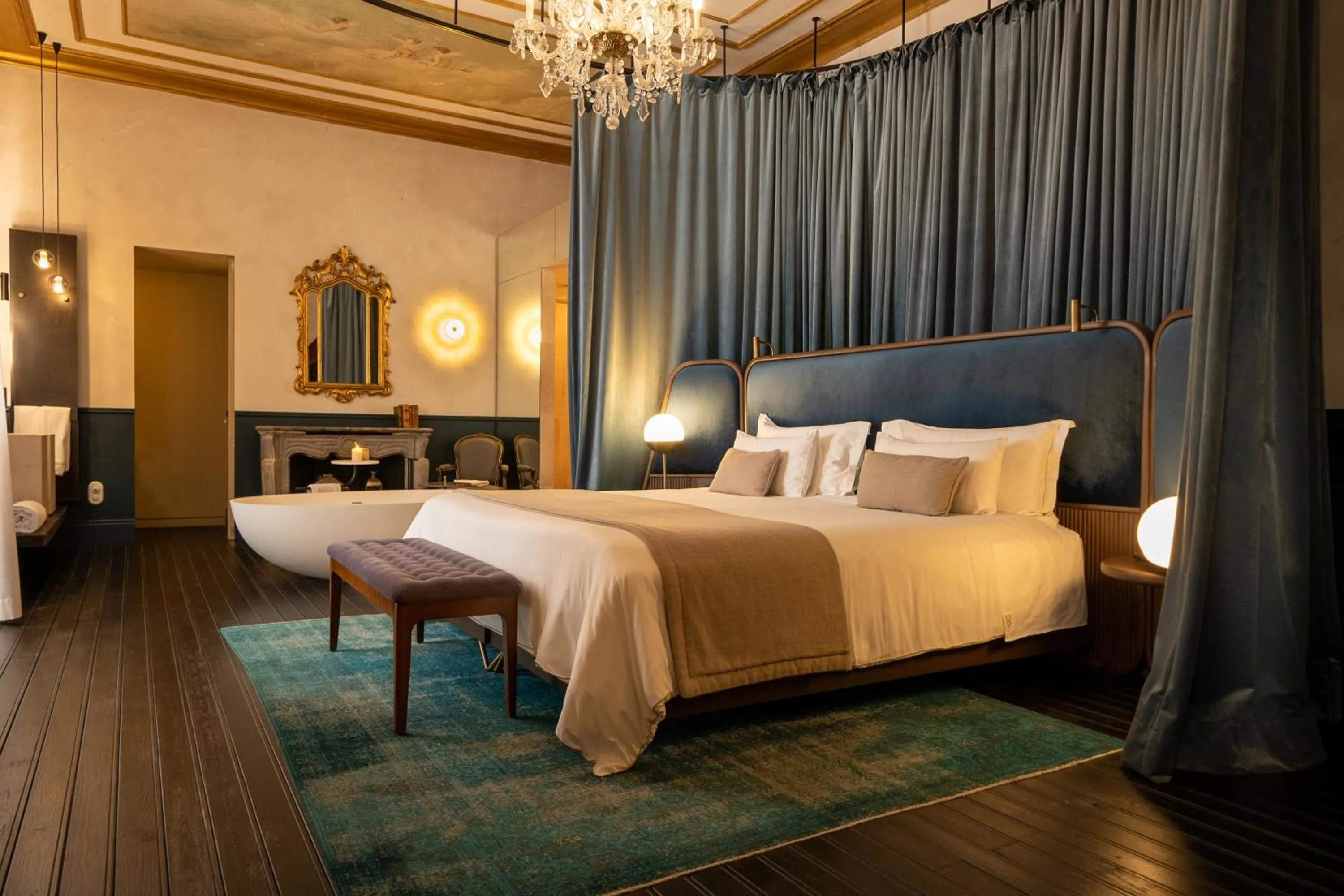 Photo of the whole room, Bed in Can Bordoy Grand House Hotel GL Preferred Hotel